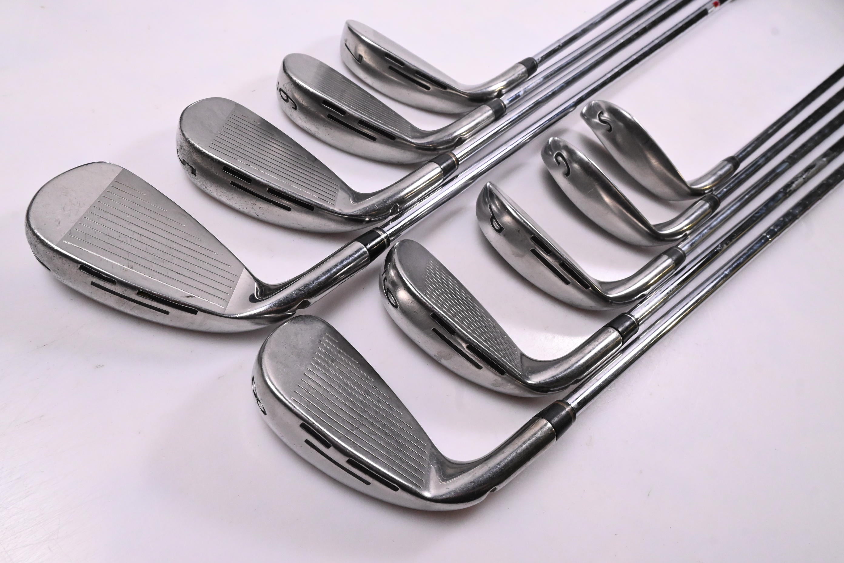 Wilson D9 Irons / 4-PW+GW+SW / UniFlex KBS MAX UltraLite Shafts