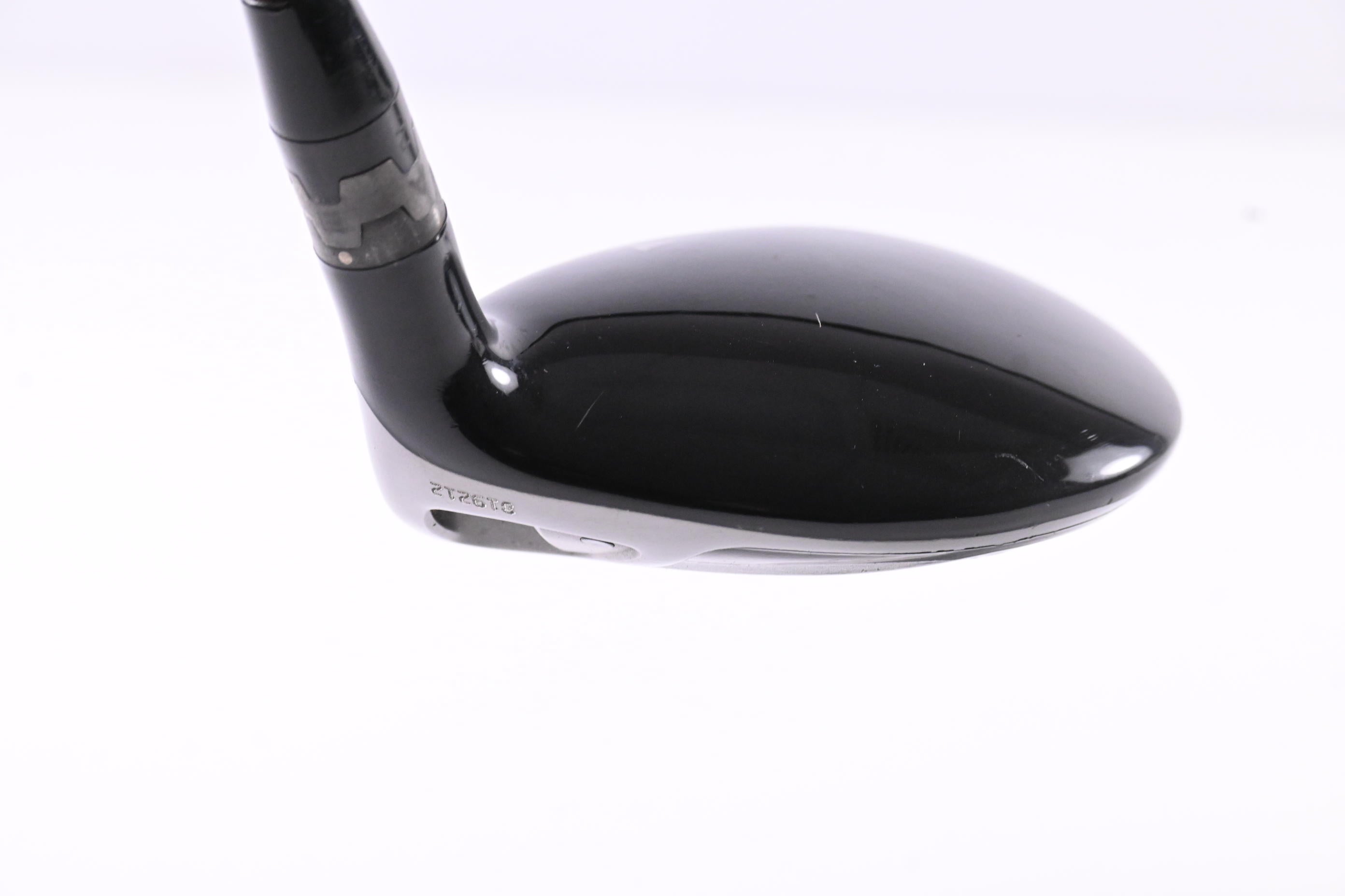 Titleist 910 F #3 Wood / 15 Degree / Regular Flex Diamana 'ilima 71 Shaft