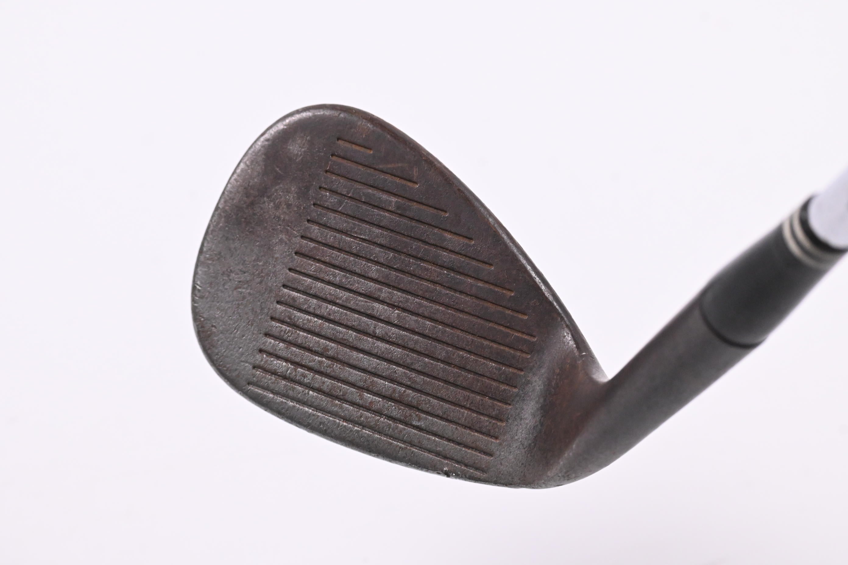 Cleveland 588 Tour Action Sand Wedge / 56 Degree / Wedge Flex Dynamic Gold Shaft