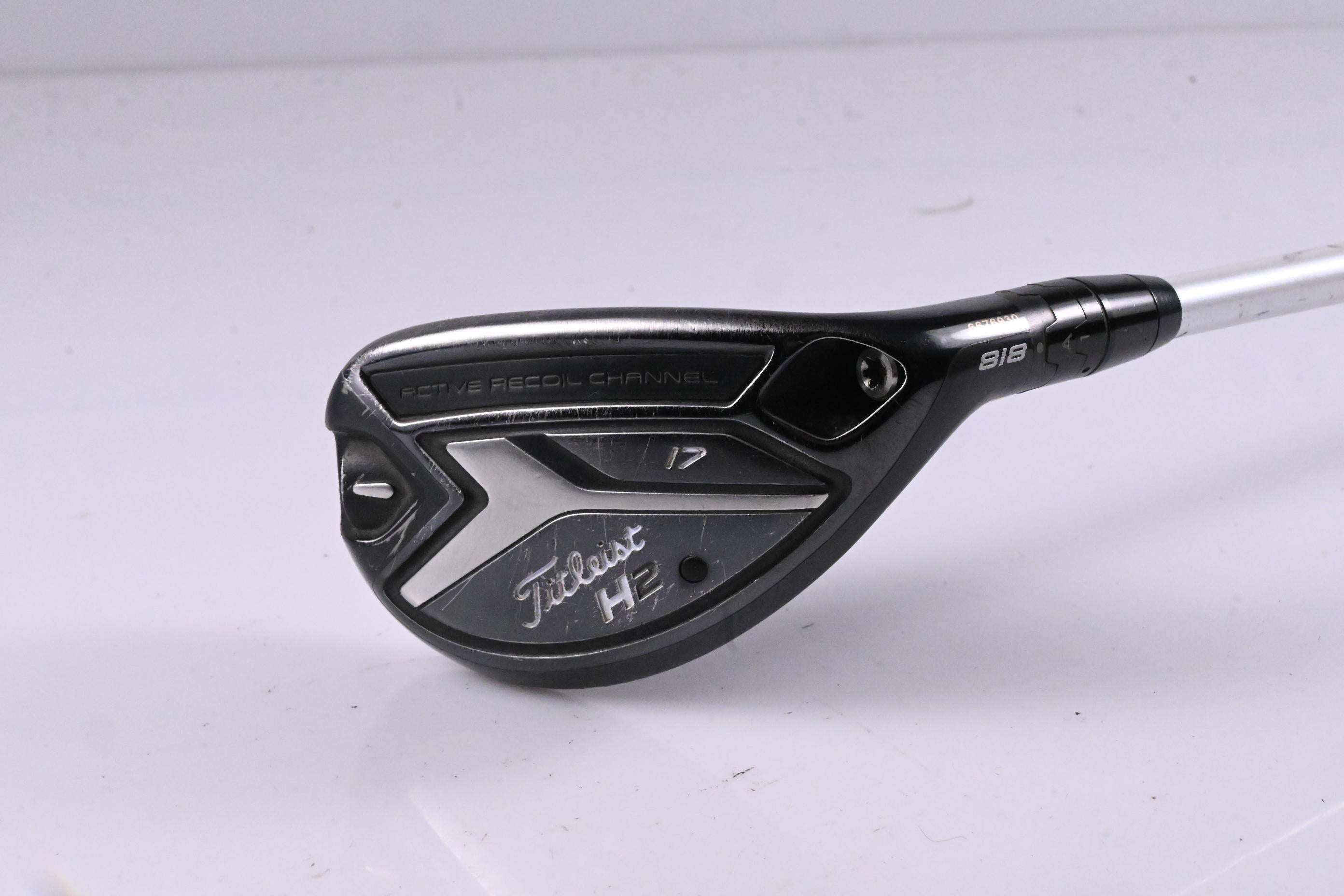 Titleist 818 H2 #2 Hybrid / 17 Degree / Stiff Flex Aldila Rogue Silver 110 MSI 85