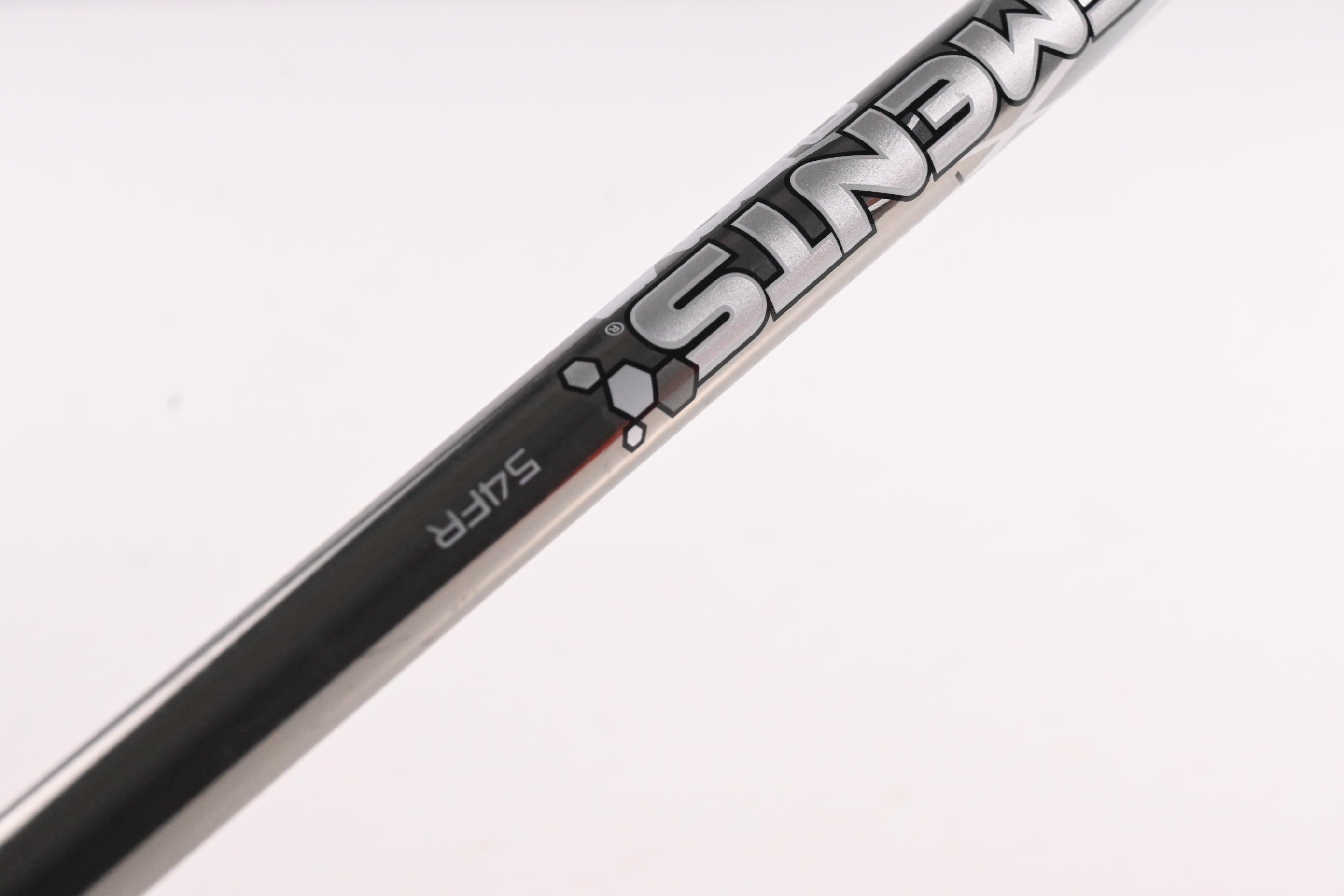 Wilson D200 #4 Hybrid / 22 Degree / Regular Flex UST Elements Chrome 5