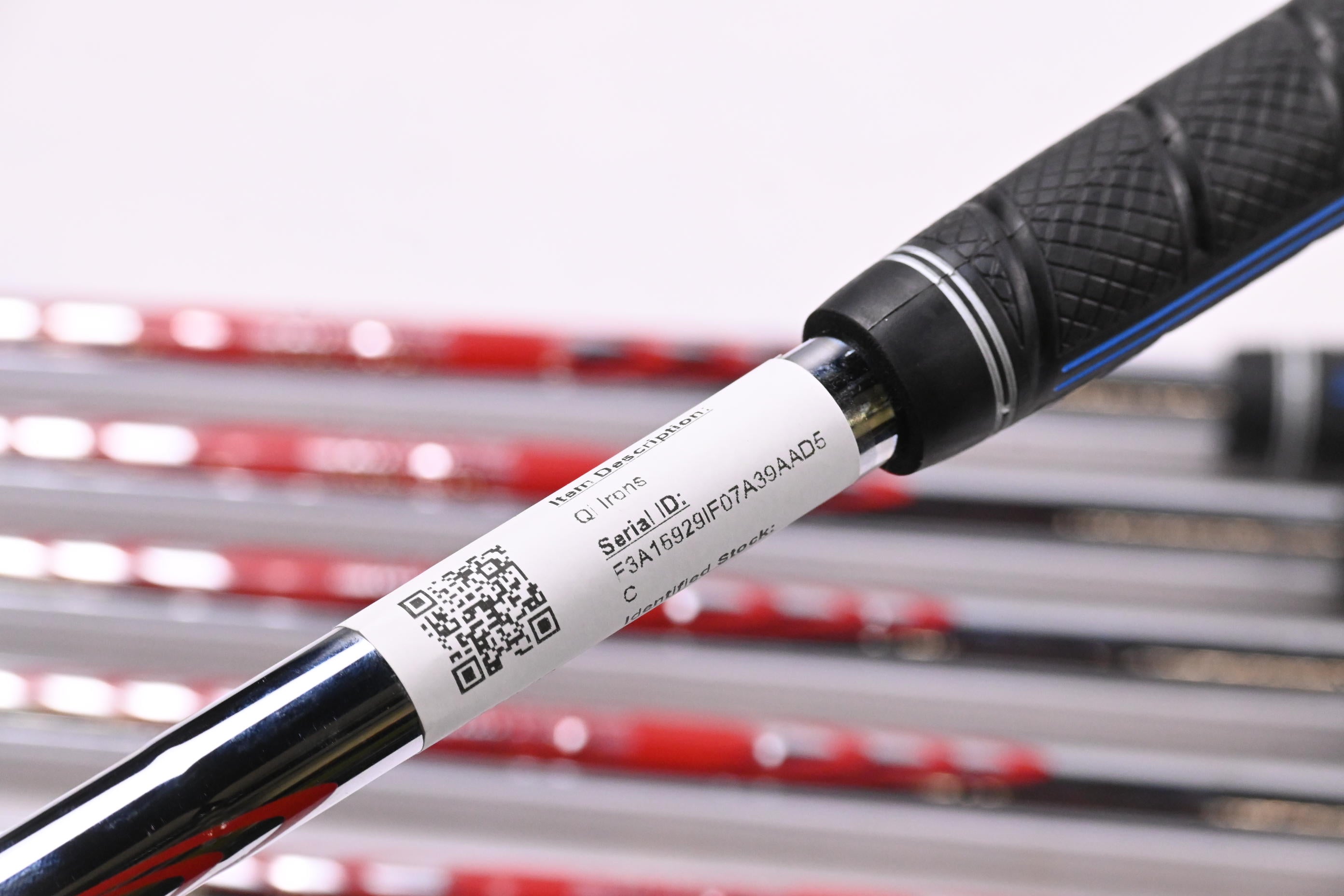 Taylormade Qi Irons / 5-PW / Stiff Flex N.S.Pro Modus³ Tour 105 Shafts