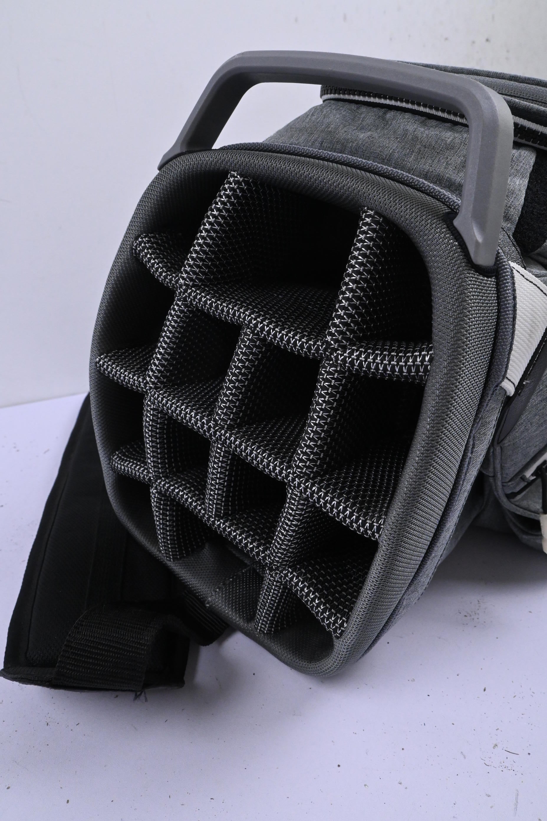 Ping Traverse Cart Bag / 14-Way Divider / Grey & Black