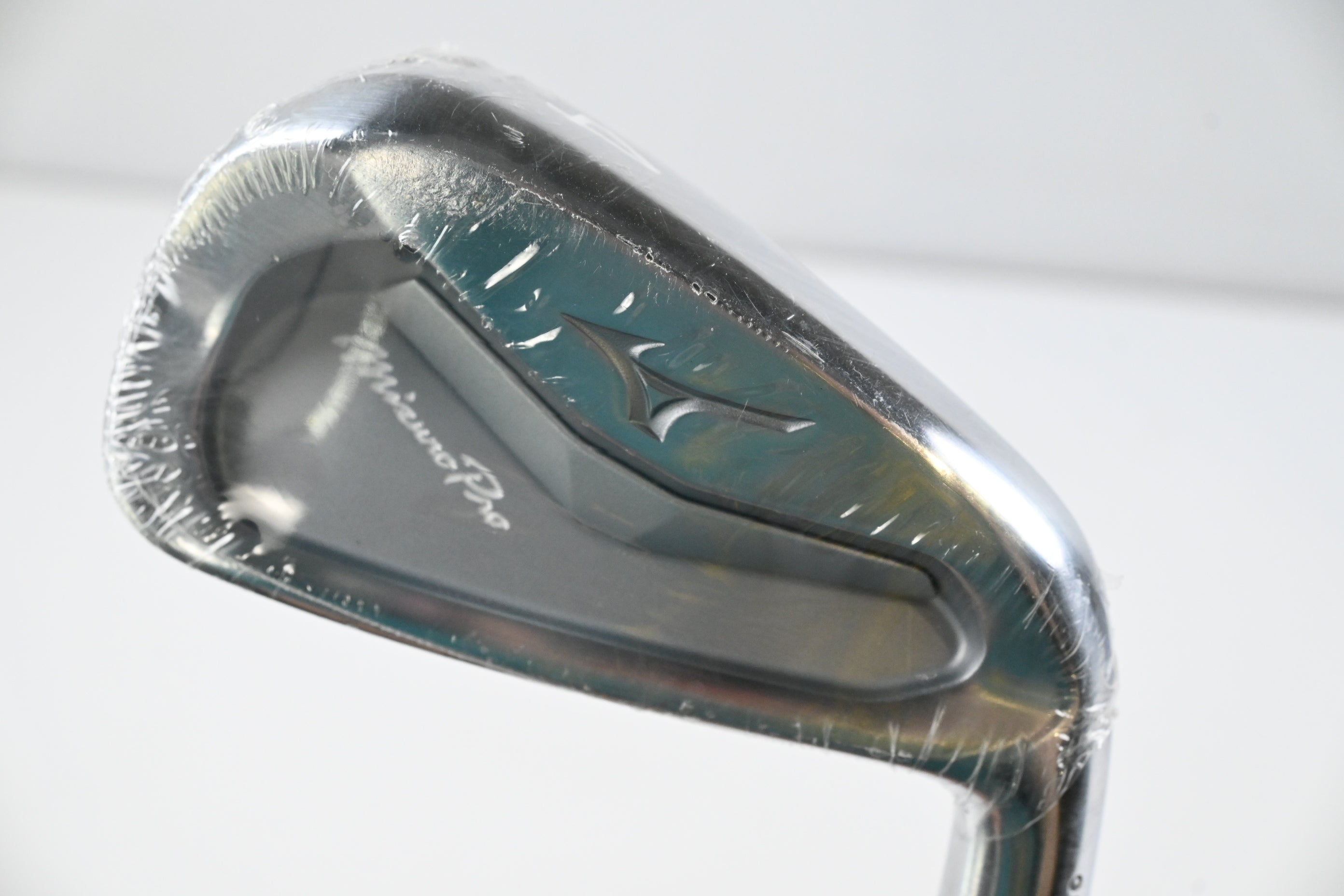Mizuno Pro 243 #4 Iron / 22 Degree / Regular Flex Dyanmic Gold R300 MID 100