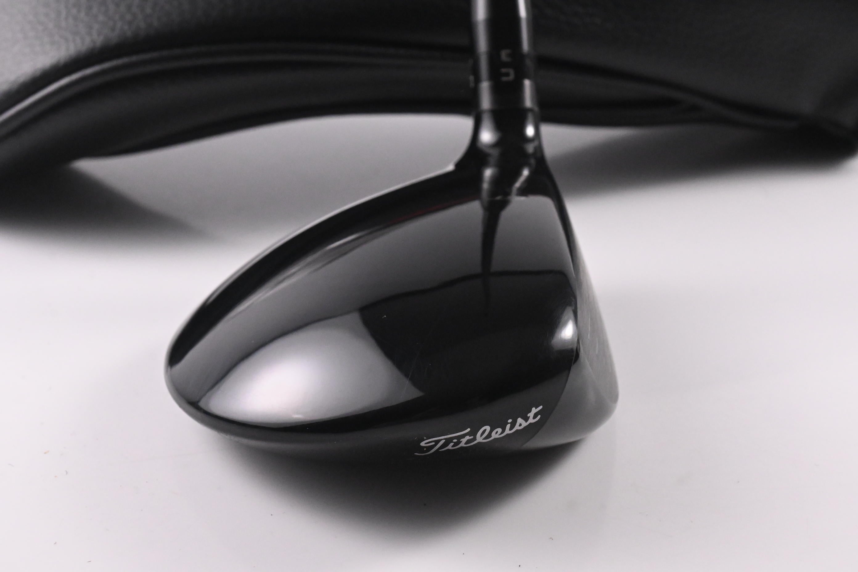 Titleist GT2 #3 Wood / 15 Degree / X-Flex HZRDUS Black Gen 4 70 Shaft