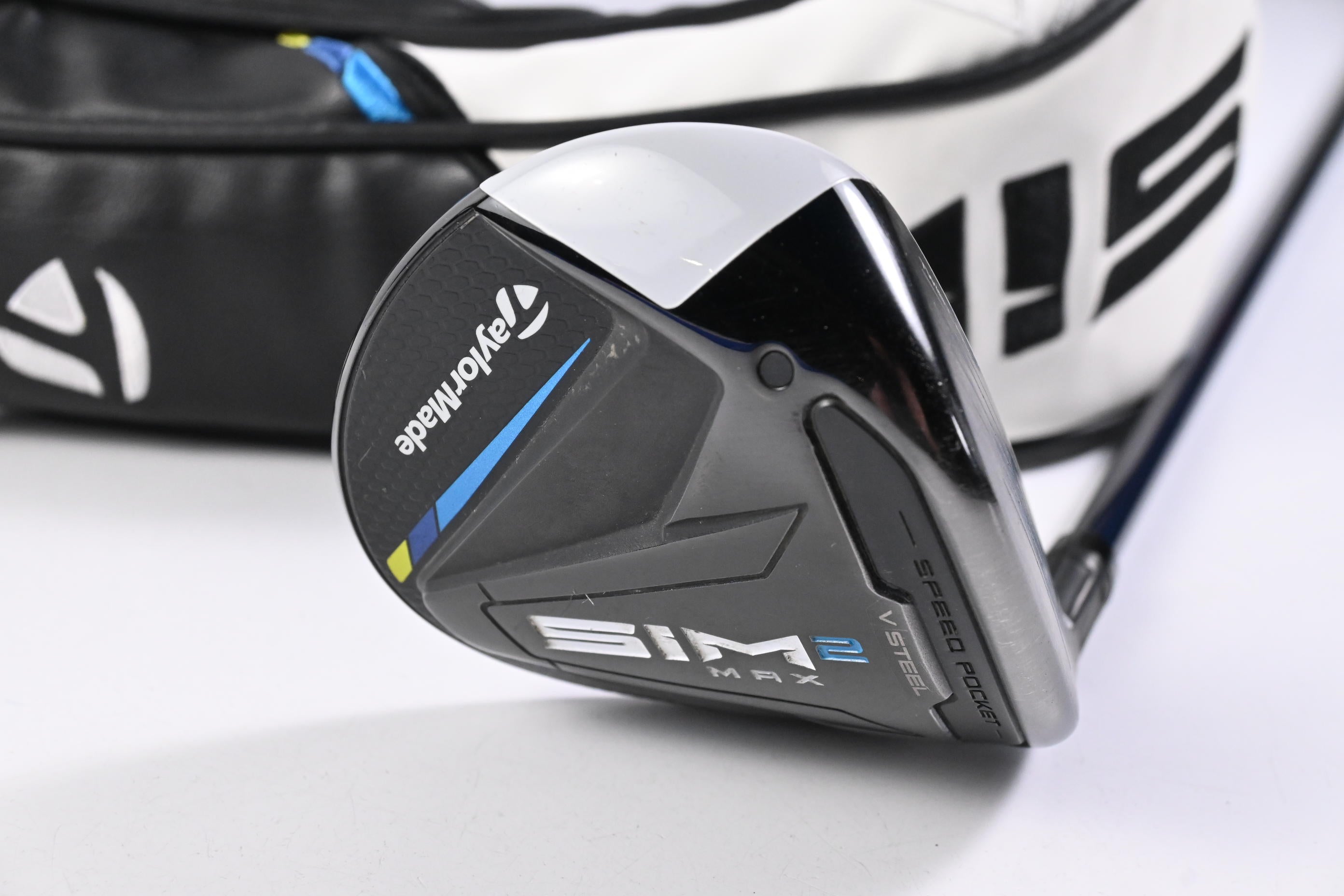 Taylormade SIM2 Max #5 Wood / 18 Degree / Regular Flex Fujikura Ventus Blue 5