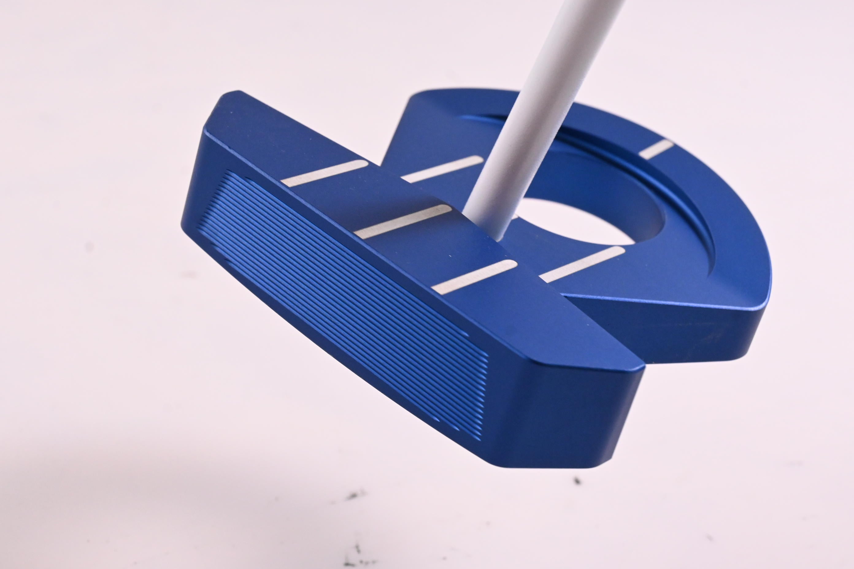 L.A.B Golf DF3 Sweeper Putter / 44 Inch / Includes ACCRA X White Shaft