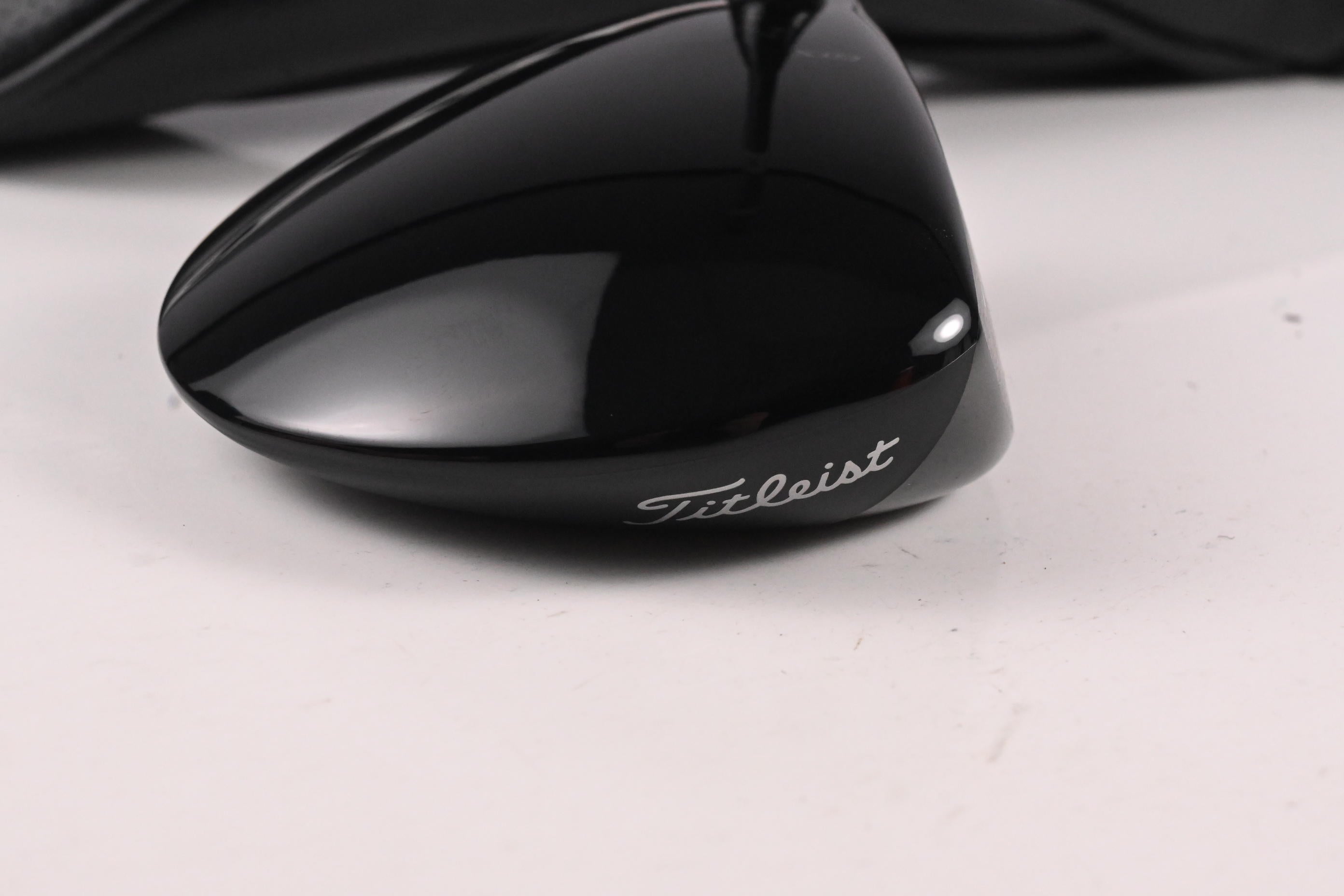 Titleist GTS2 #3 Wood / 16.5 Degree / Stiff Flex Project X Titan Black 70 Shaft