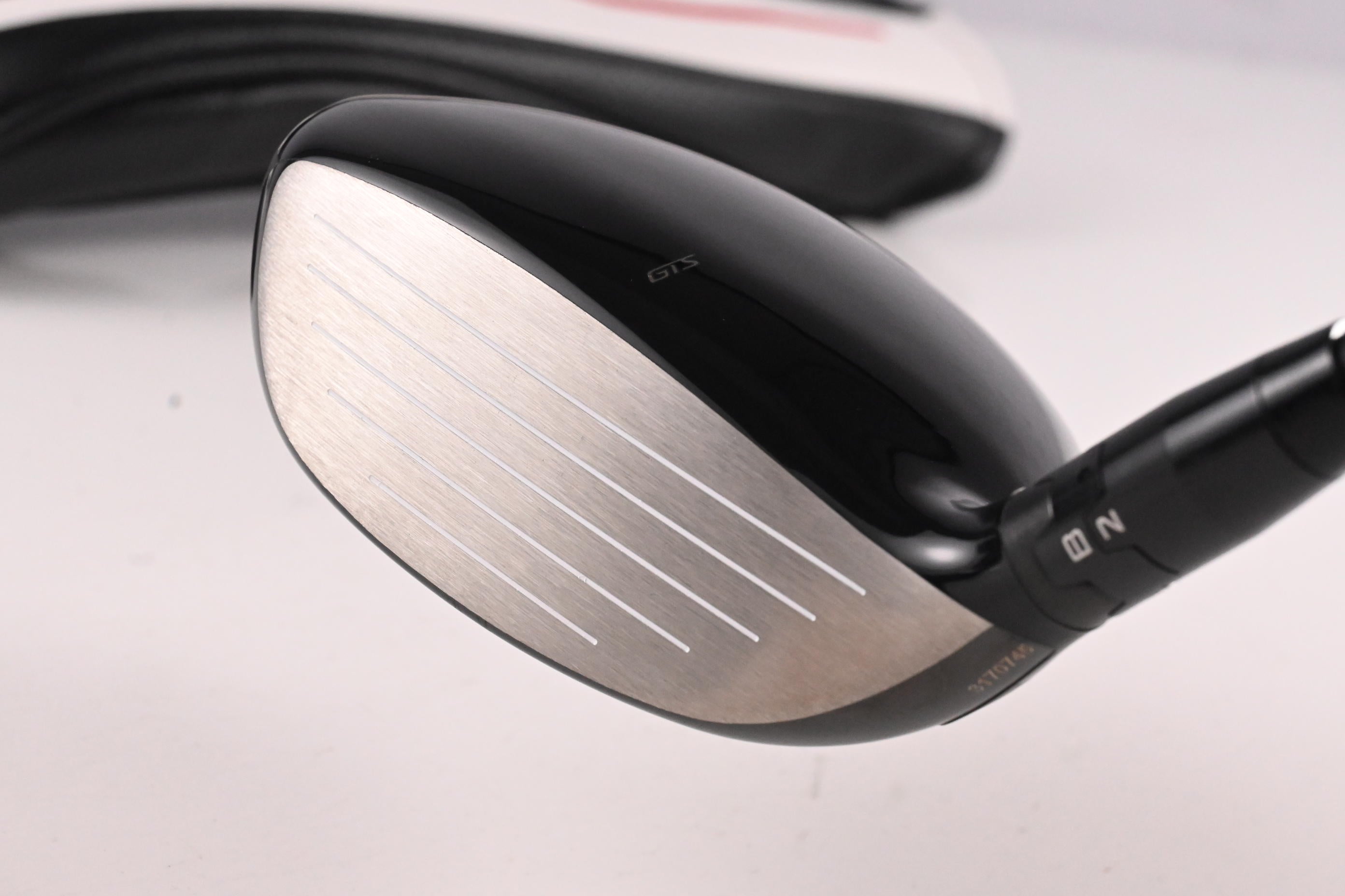 Titleist GTS2 #3 Wood / 16.5 Degree / Stiff Flex Project X Titan Black 70 Shaft