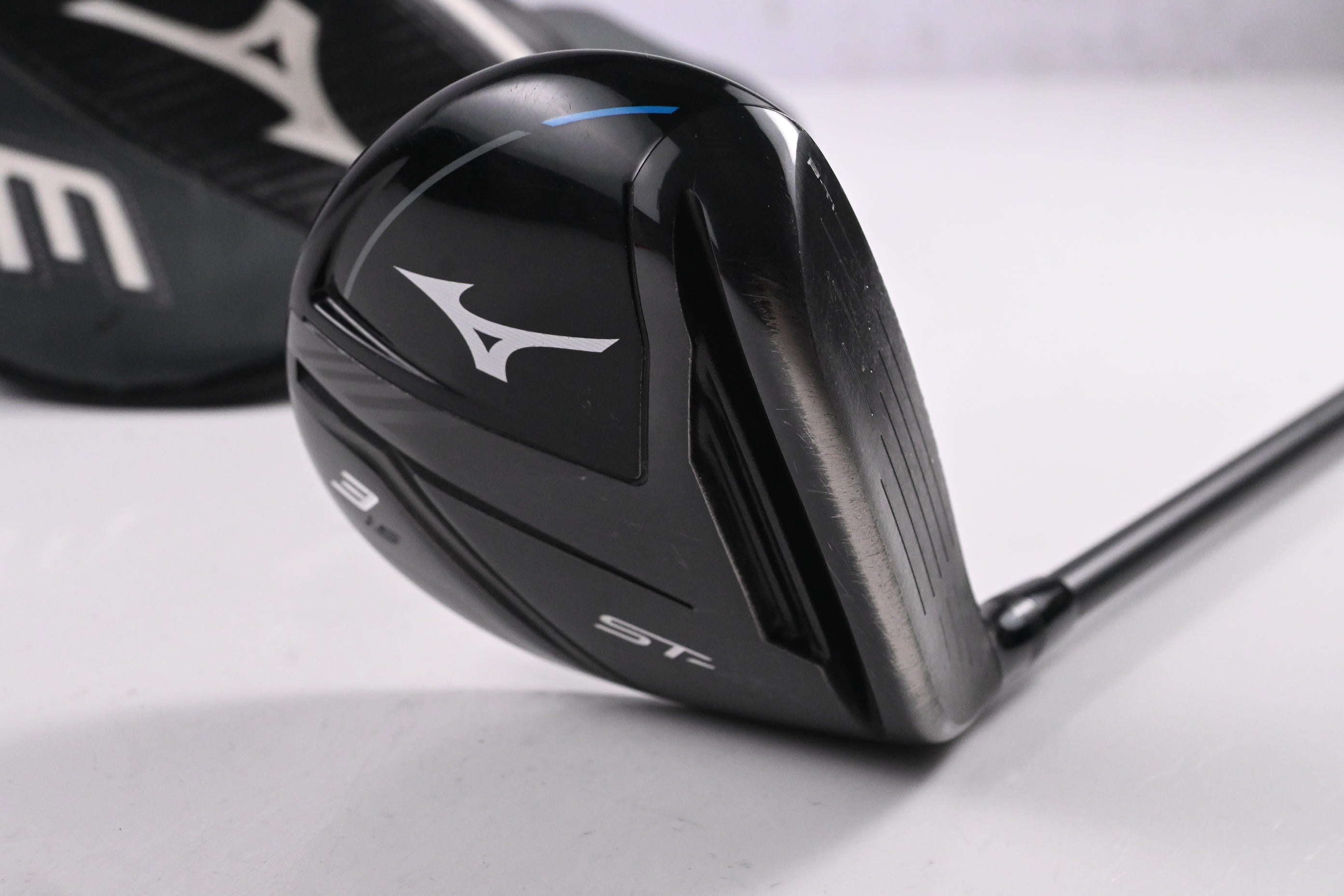 Mizuno ST-X 220 #3 Wood / 15 Degree / Regular Flex Fujikura Motore 6 Shaft