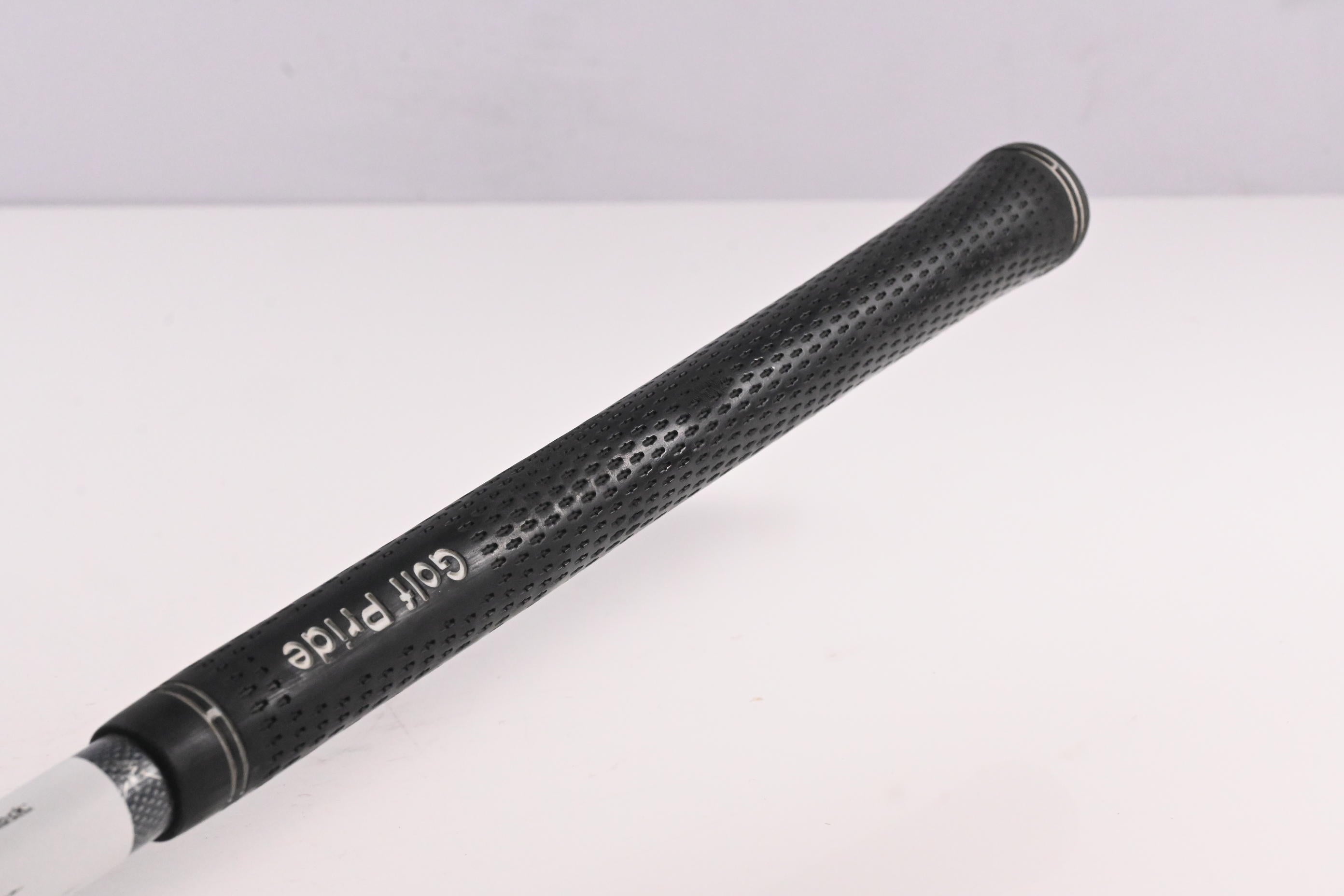 Callaway Epic Flash Driver / 10.5 Degree / Regular Flex Tensei AV Blue 55 Shaft