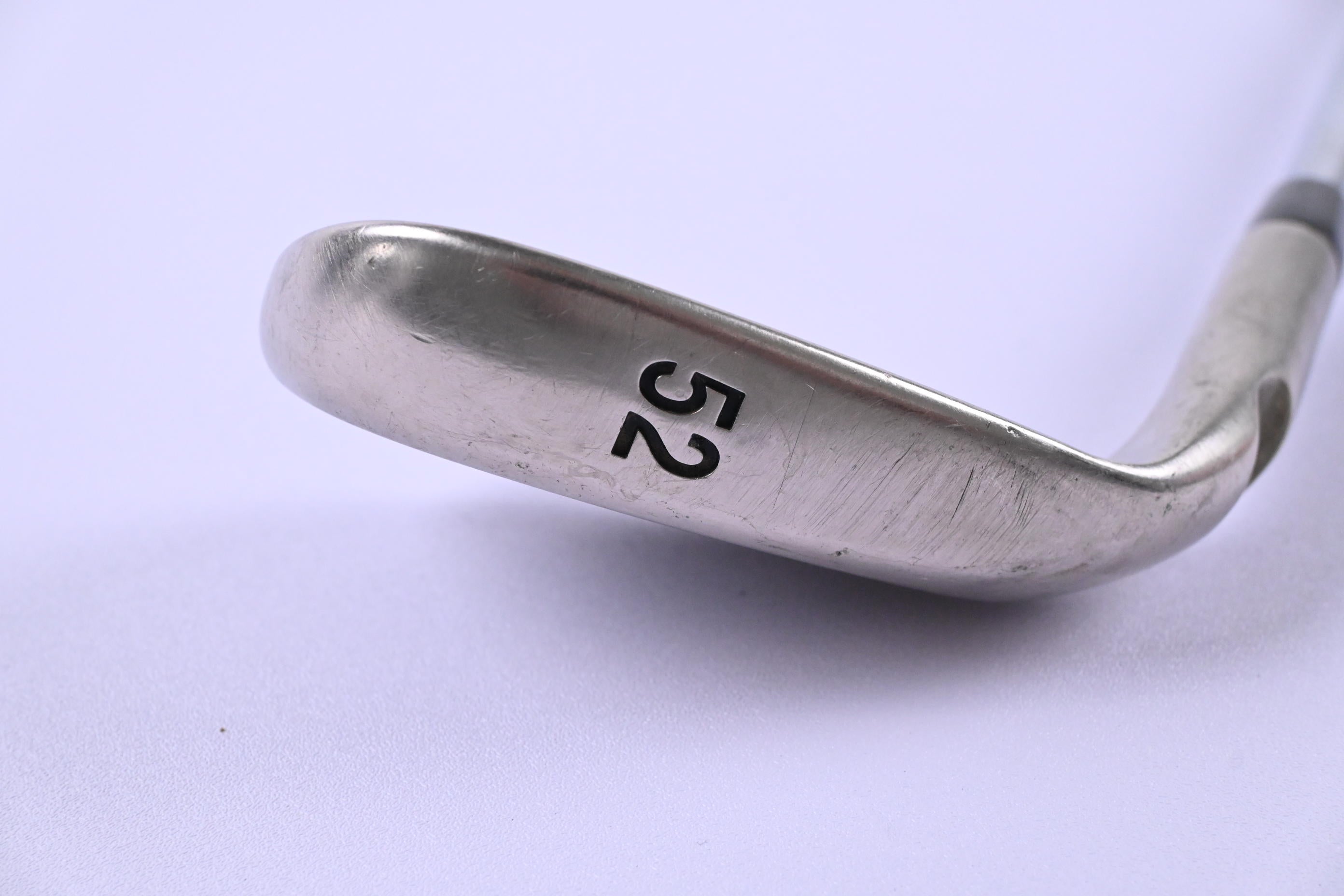 Ping Tour-W Gap Wedge / 52 Degree / Black Dot / Stiff Flex Ping AWT Shaft