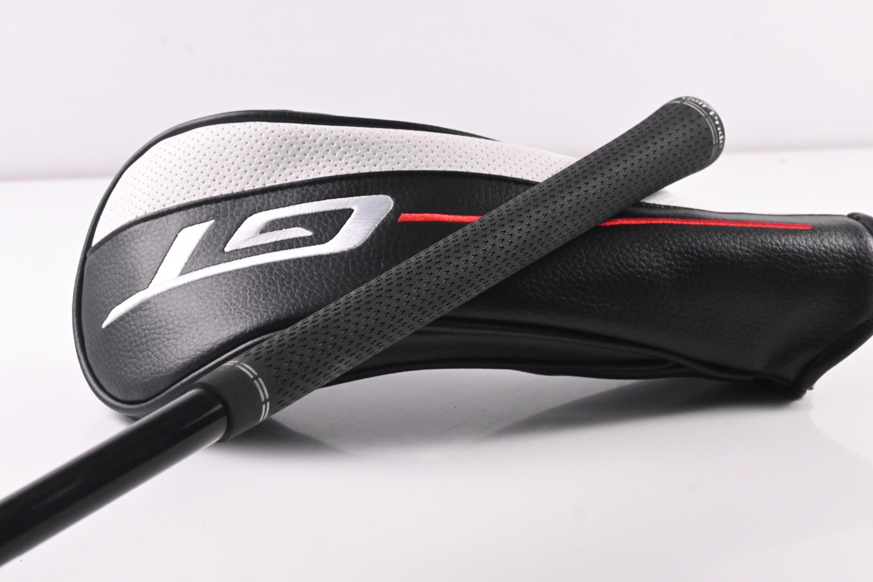 Titleist GT2 #3 Wood / 15 Degree / X-Flex HZRDUS Black Gen 4 70 Shaft