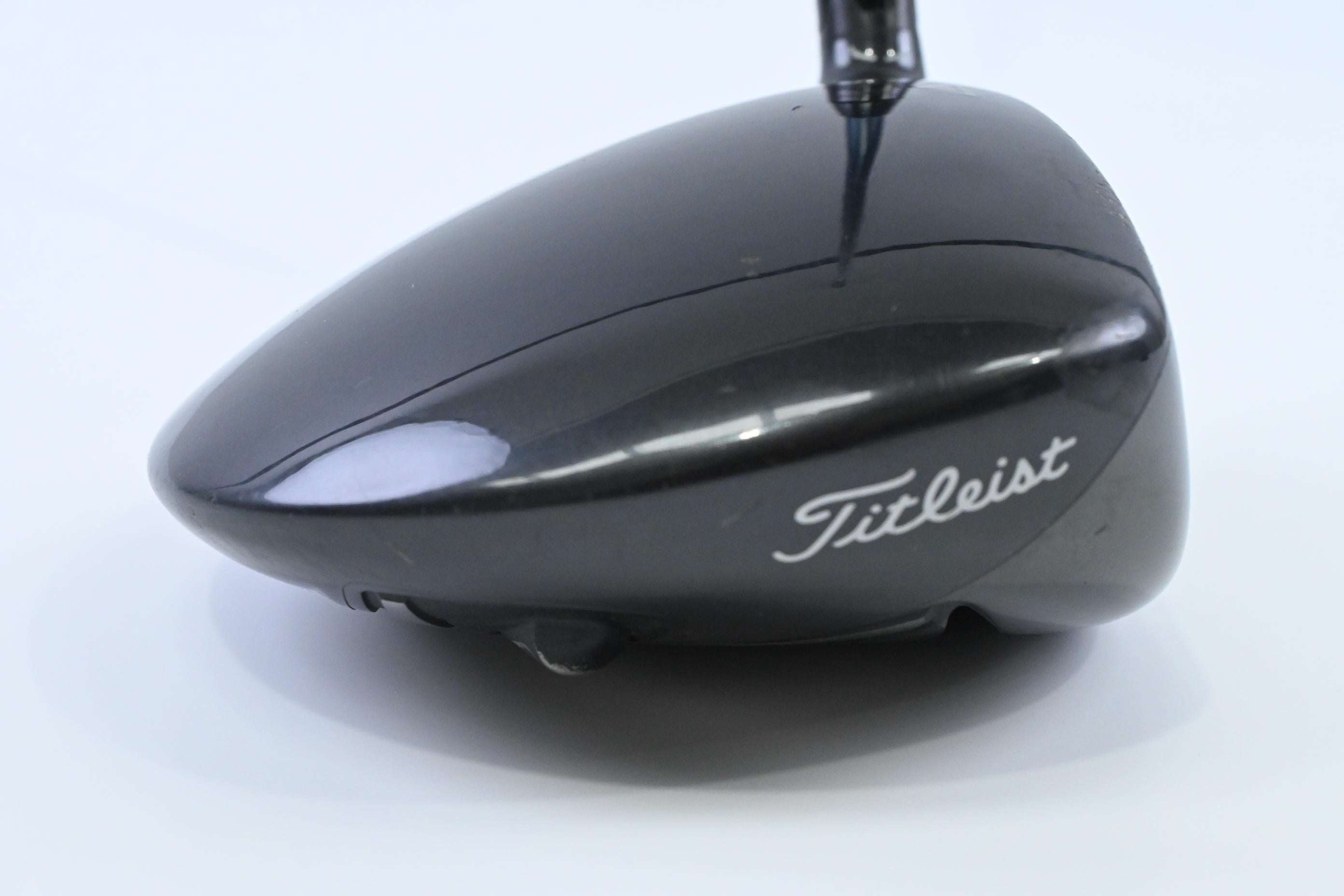 Titleist 917 D2 Driver / 9.5 Degree / Stiff Flex Fujikura Speeder Pro 74 Shaft