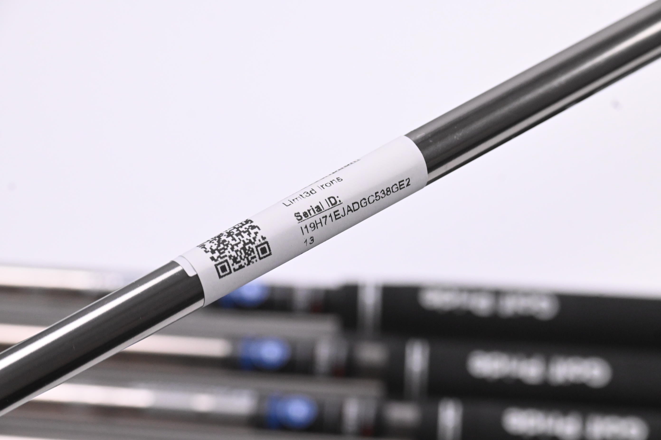 Cobra Limt3d Irons / 4-PW / Senior Flex UST Mmaiya Recoil ESX 460 Shafts