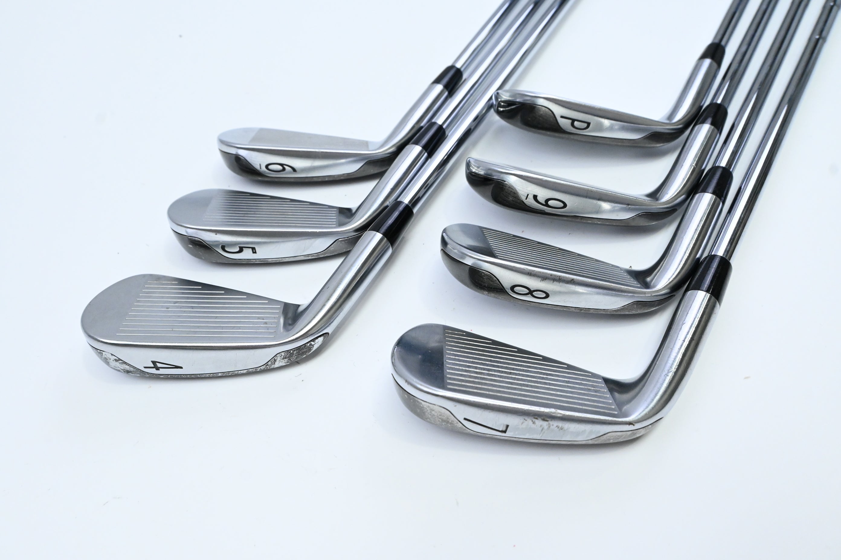 Titleist 718 T-MB Irons / 4-PW / Stiff Flex Dynamic Gold AMT S200 Shafts