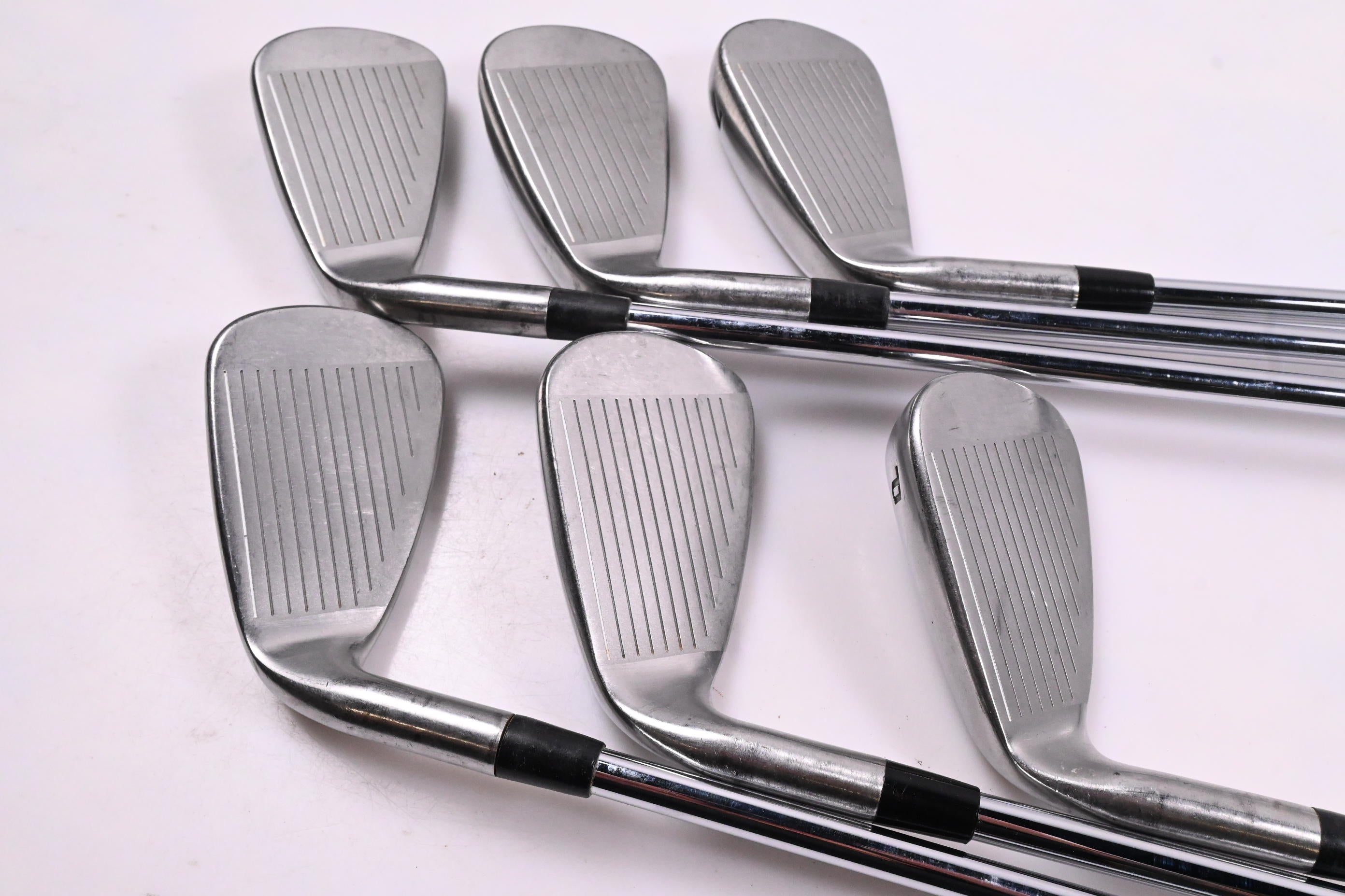 Tour Edge E525 Irons / 5-PW / Regular Flex Elevate MPH 95 Shafts