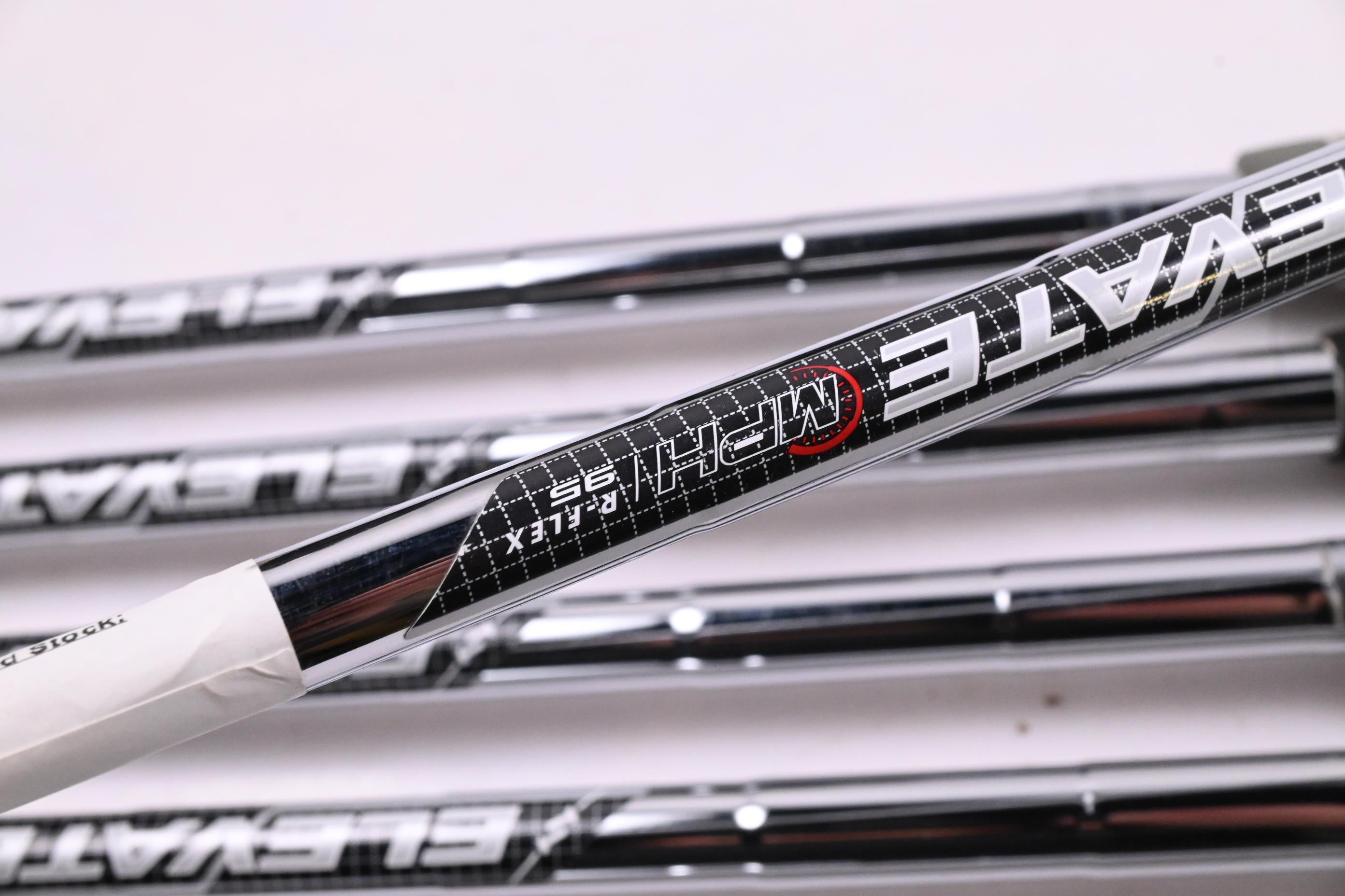 Tour Edge E525 Irons / 5-PW / Regular Flex Elevate MPH 95 Shafts