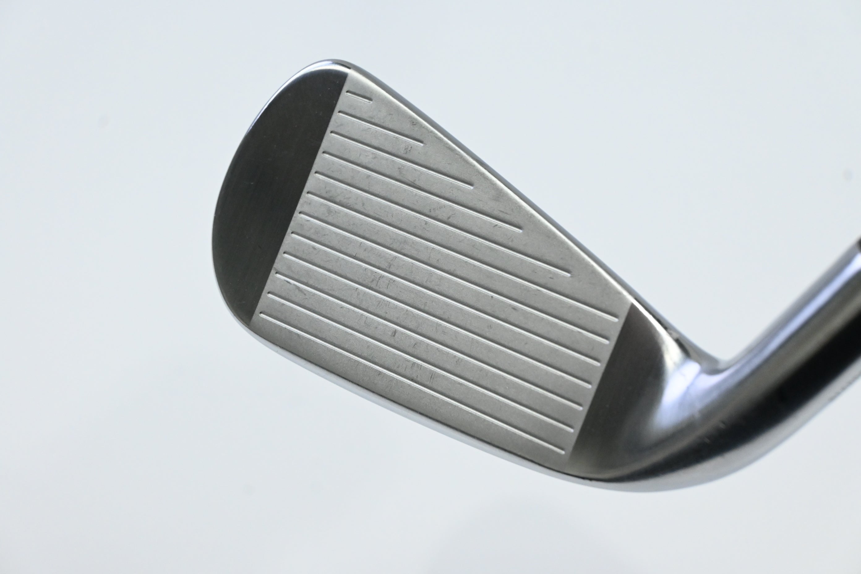 Titleist U505 2023 #2 Iron / 18 Degree / X-Flex HZRDUS Gen4 Black 80 Shaft