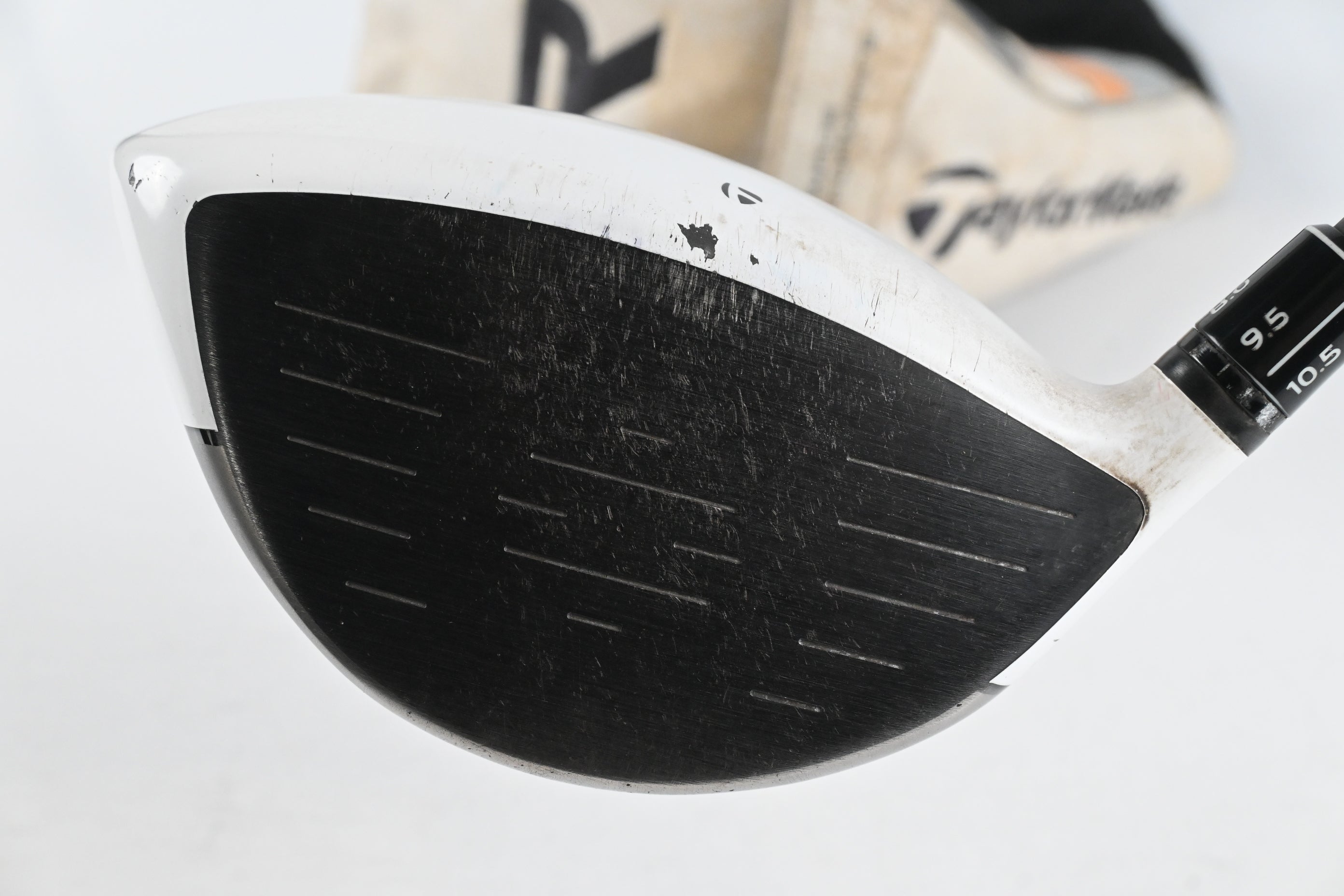 Taylormade R1 Driver / 8-12 Degree / Regular Flex Aldila RIP Phenom 55 Shaft