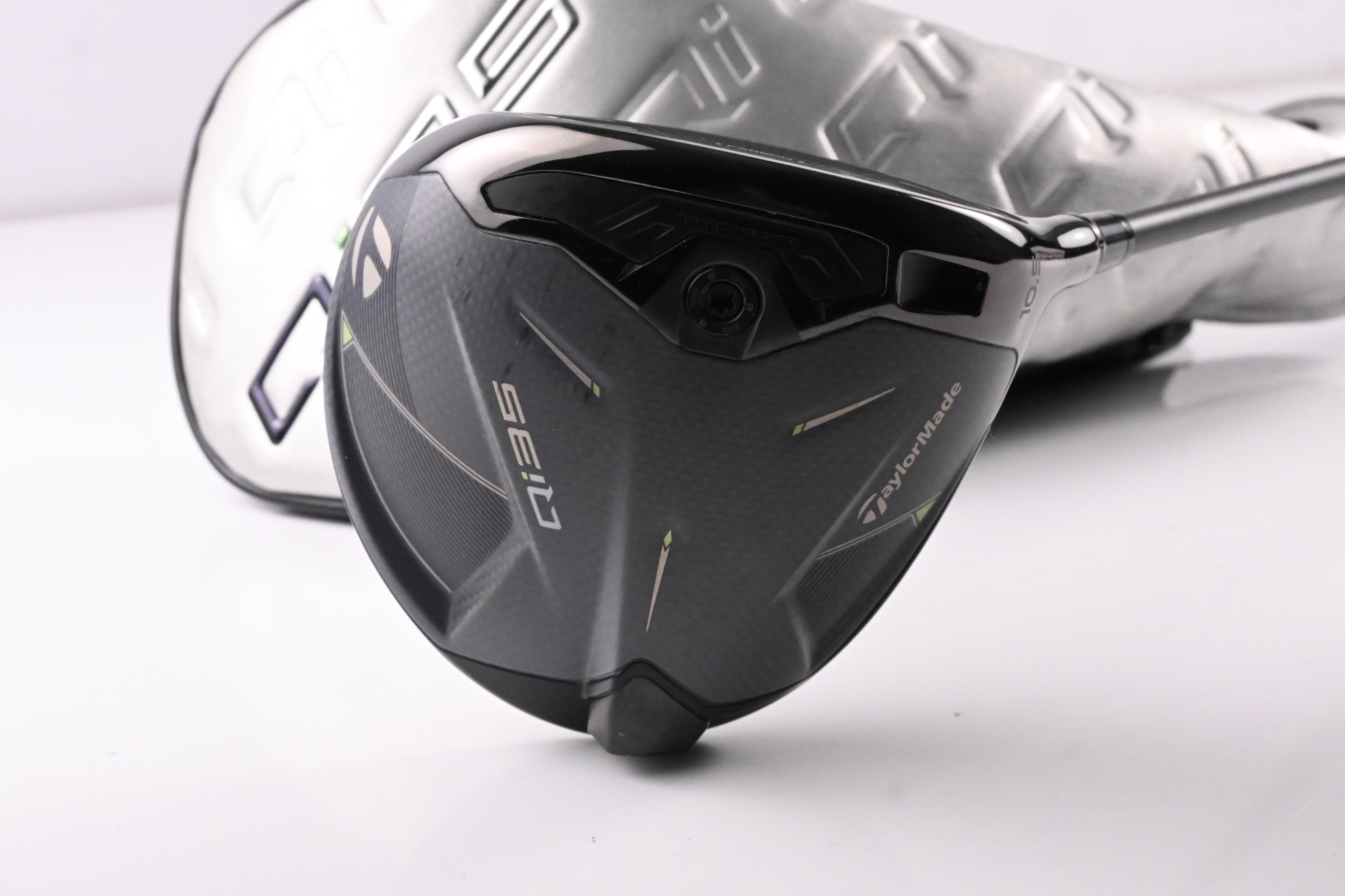 Taylormade Qi35 Driver / 10.5 Degree / Stiff Flex Fujikura Ventus Blue 5 Shaft