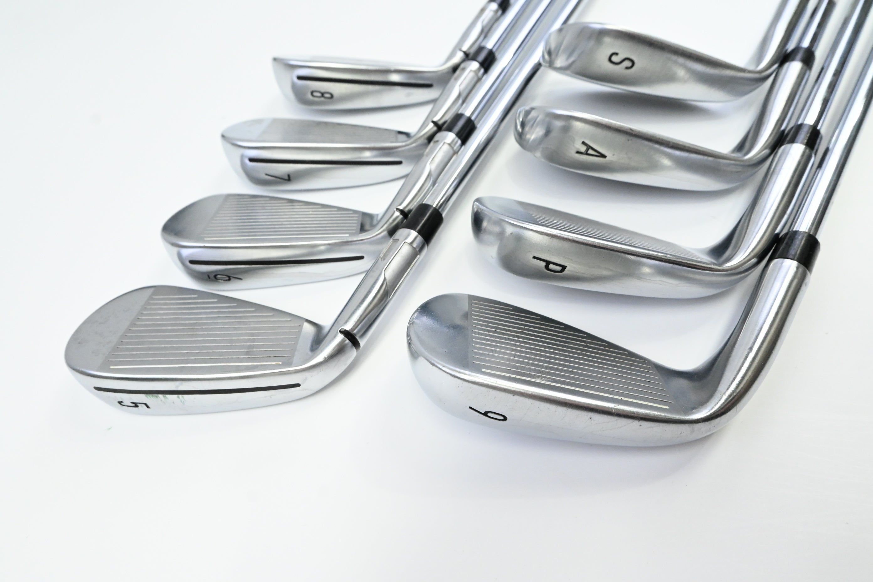 Taylormade Qi Irons / 5-PW+AW+SW / Regular Flex KBS Max MT 85 Shafts