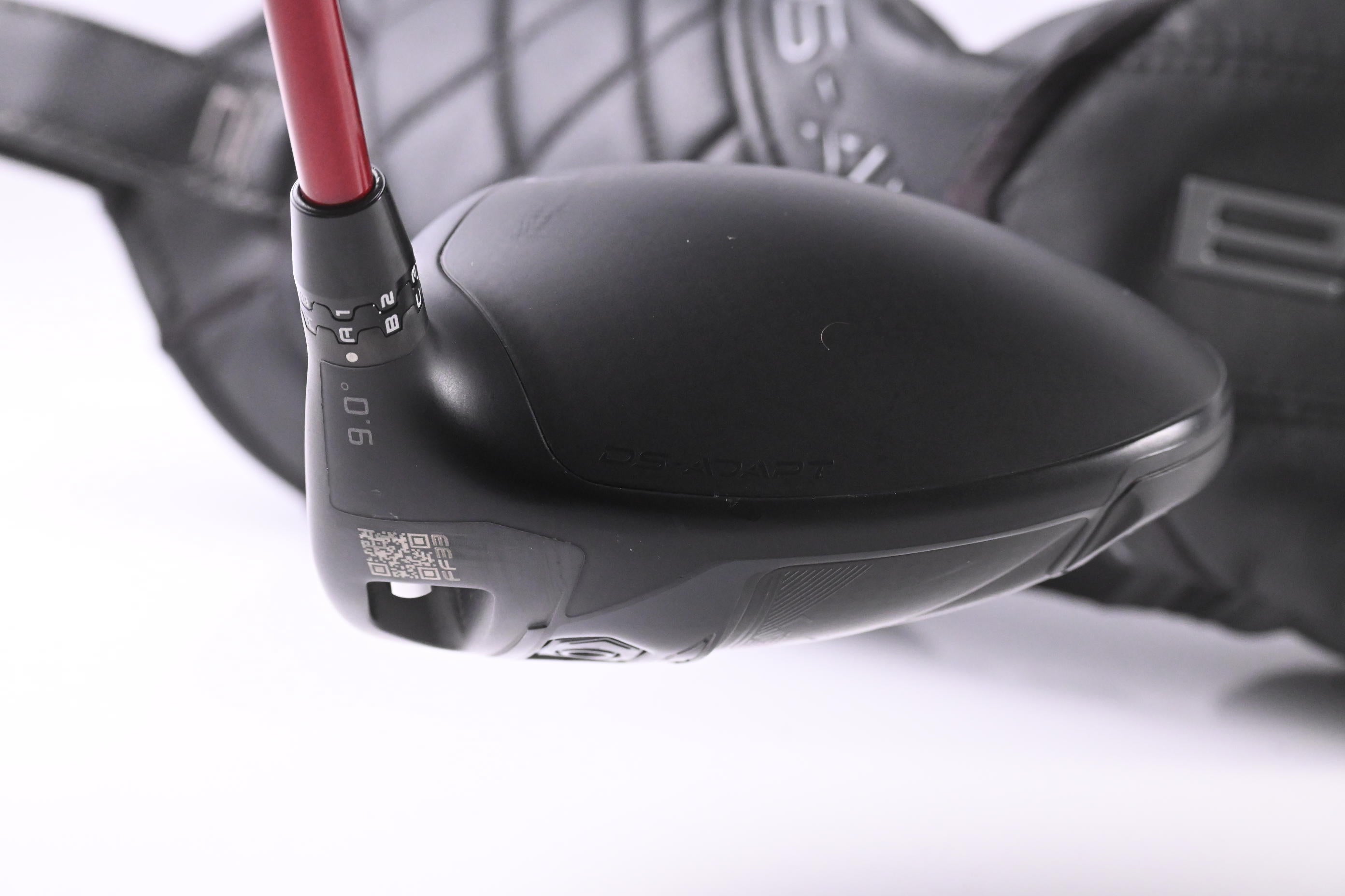 Cobra DS-Adapt LS Driver / 9 Degree / Regular Flex Denali Red 50 Shaft