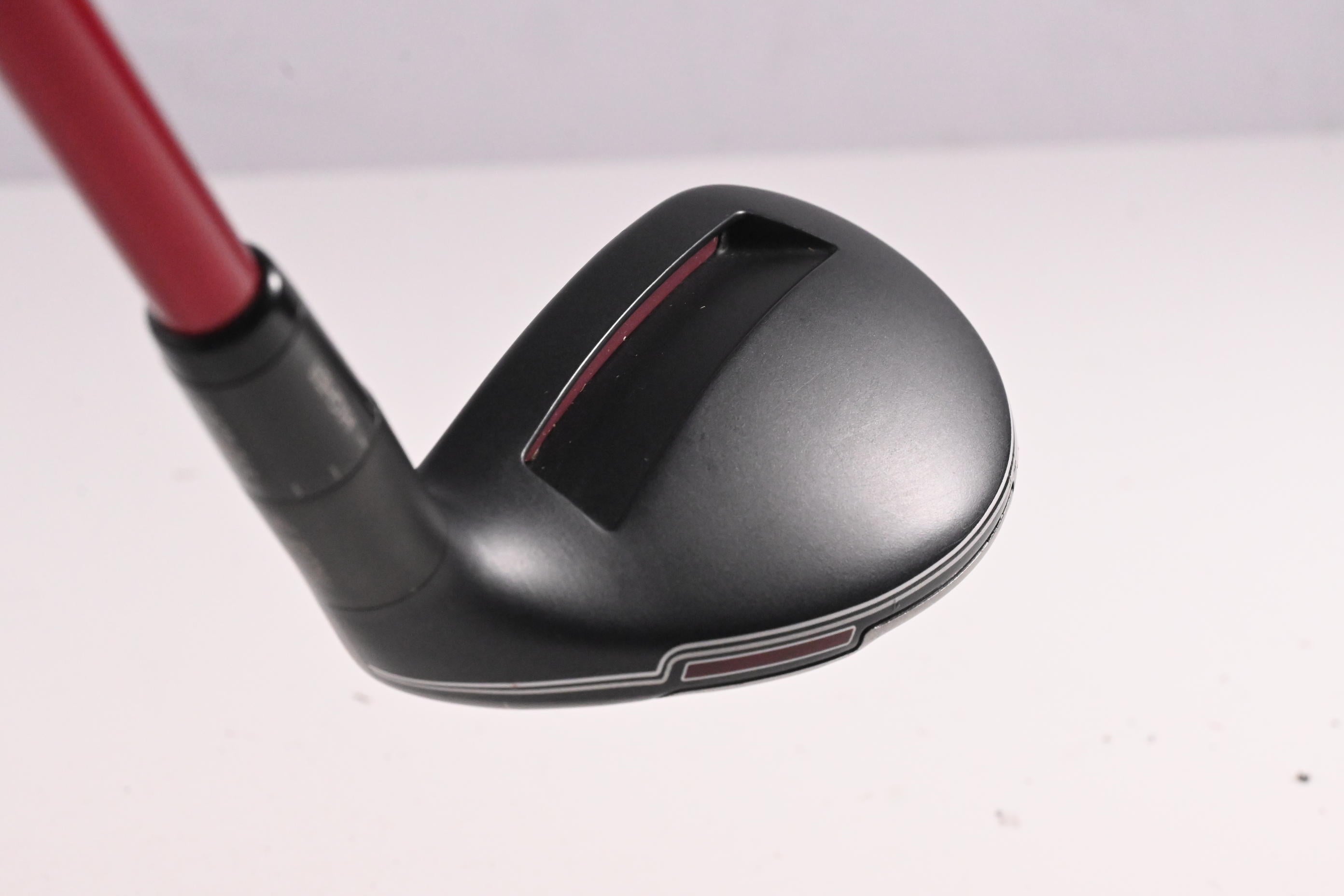 Adams XTD #2 Hybrid / 18 Degree / Stiff Flex Matrix Altus hQ3 Red Tie Shaft