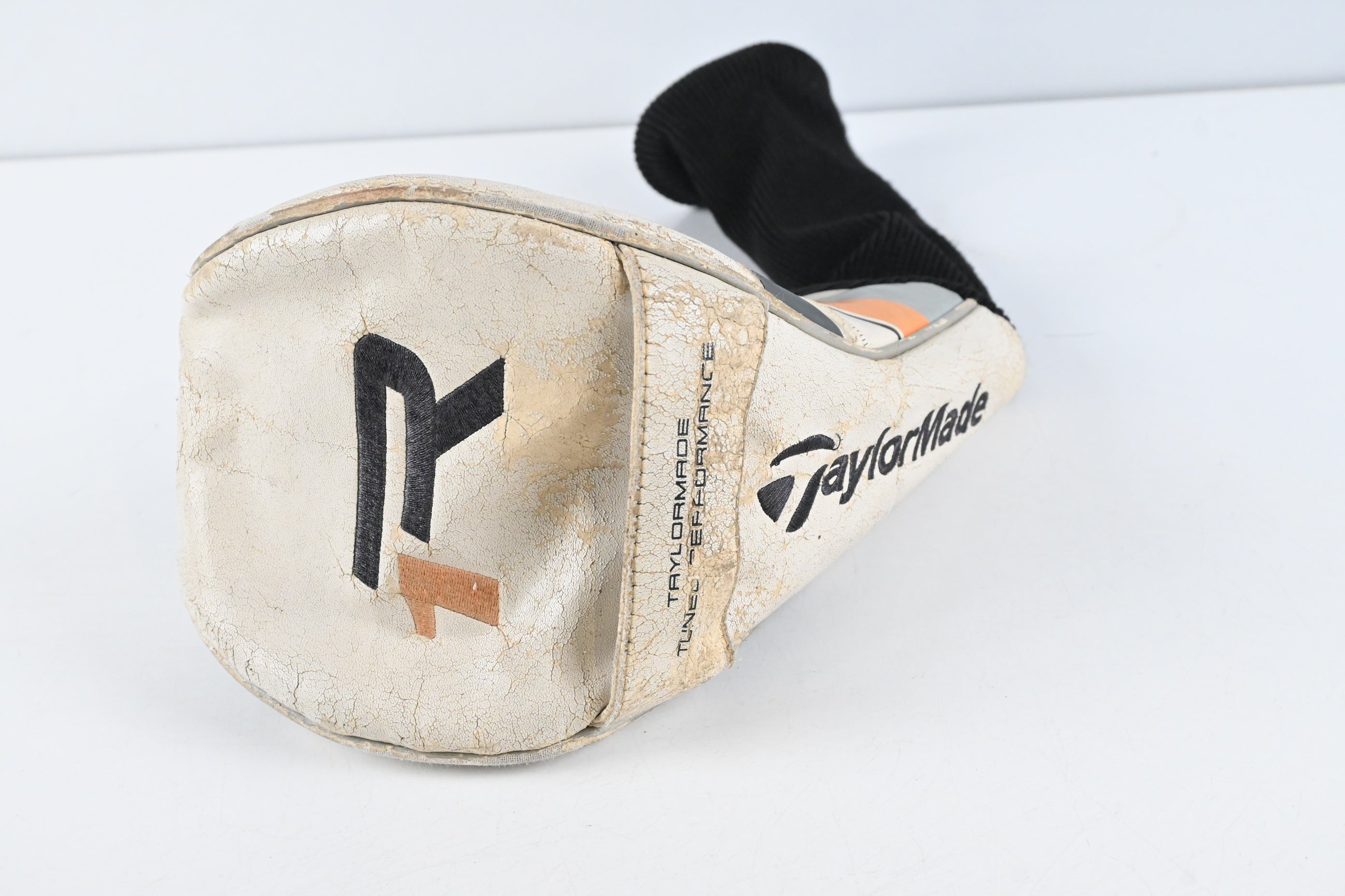 Taylormade R1 Driver / 8-12 Degree / Regular Flex Aldila RIP Phenom 55 Shaft