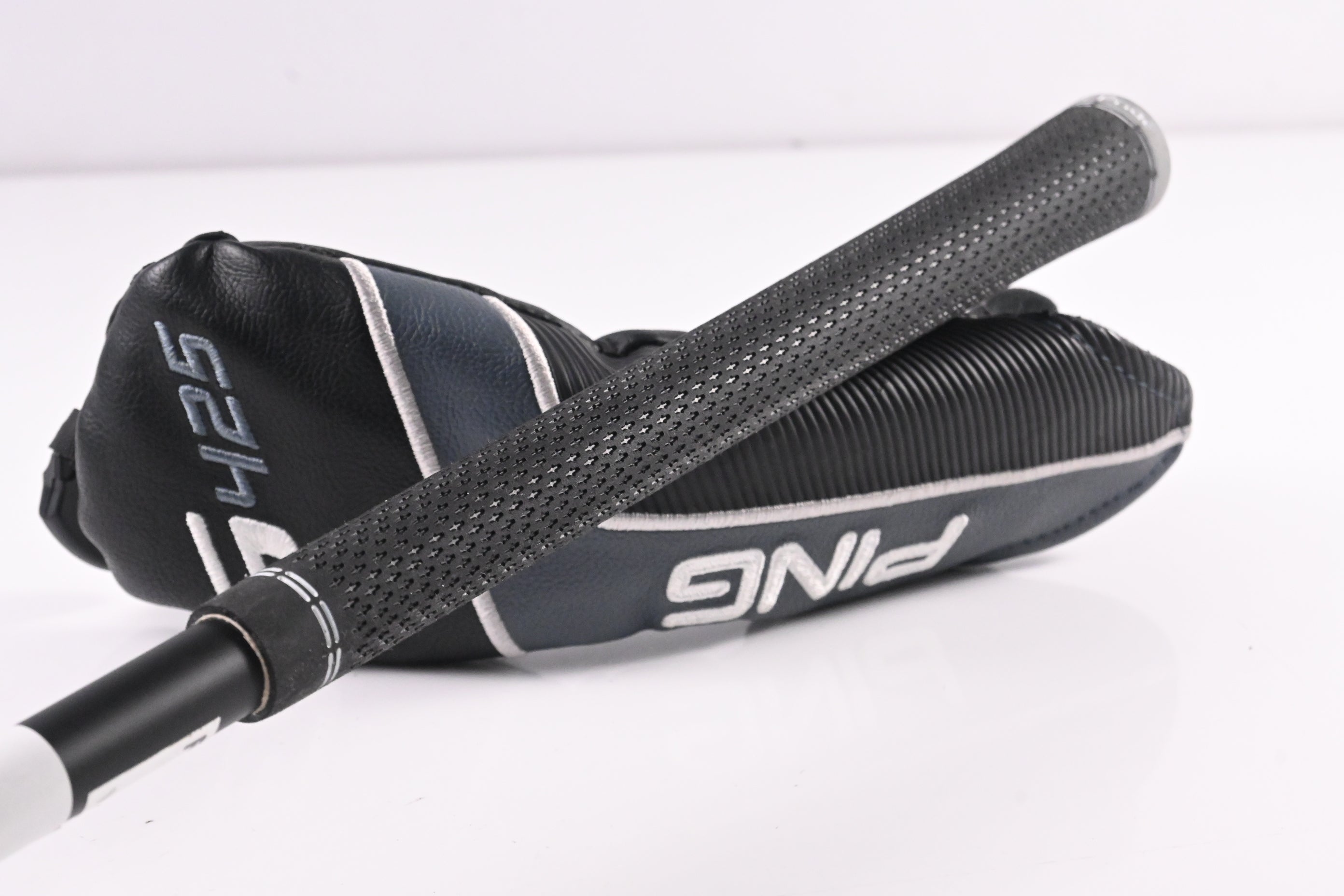 Ping G425 #3 Hybrid / 19 Degree / Regular Flex Ping ALTA CB Slate 70 Shaft