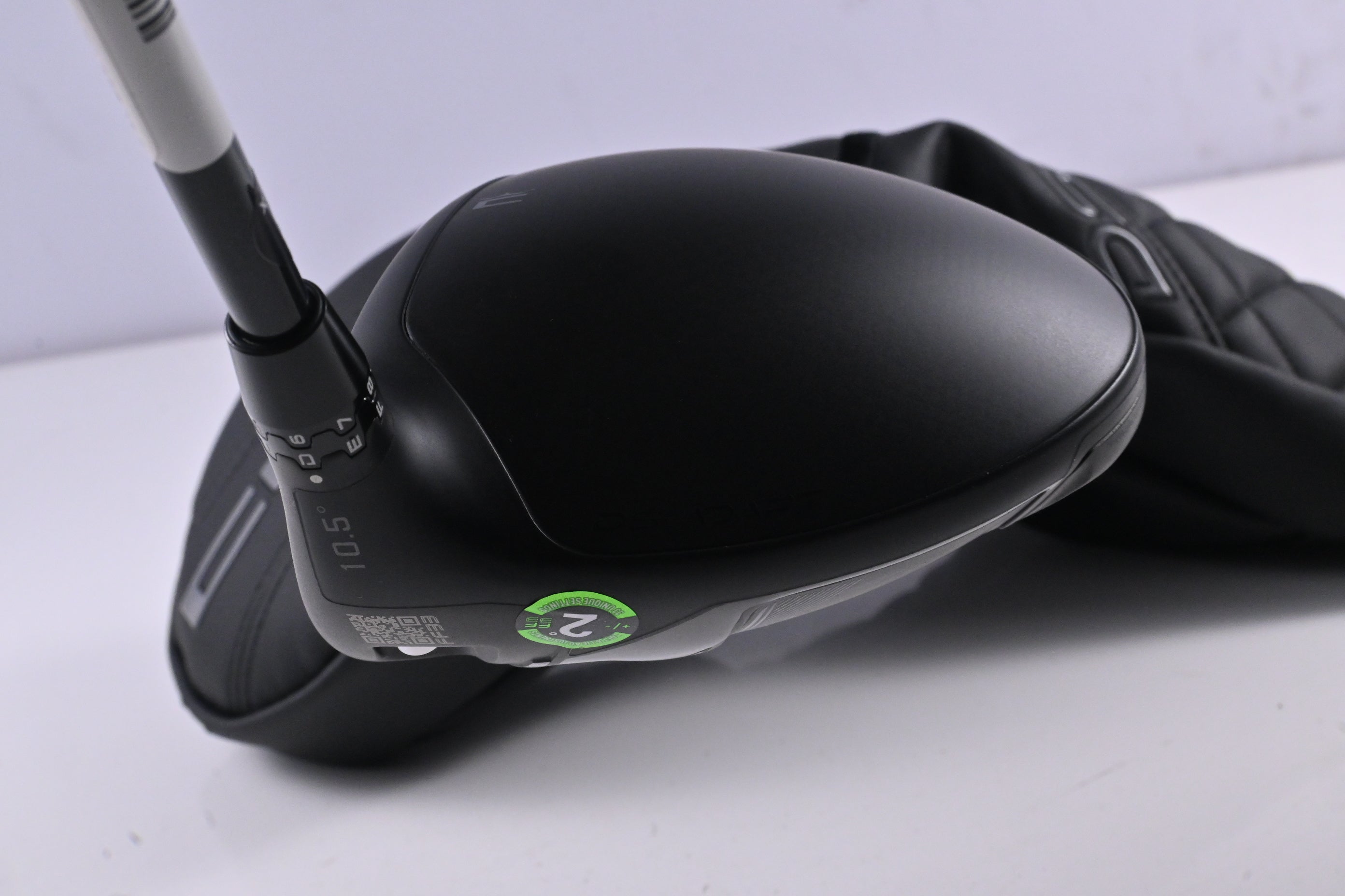 Cobra DS-Adapt LS Driver / 10.5 Degree / Stiff Flex Denali Black 60 Shaft