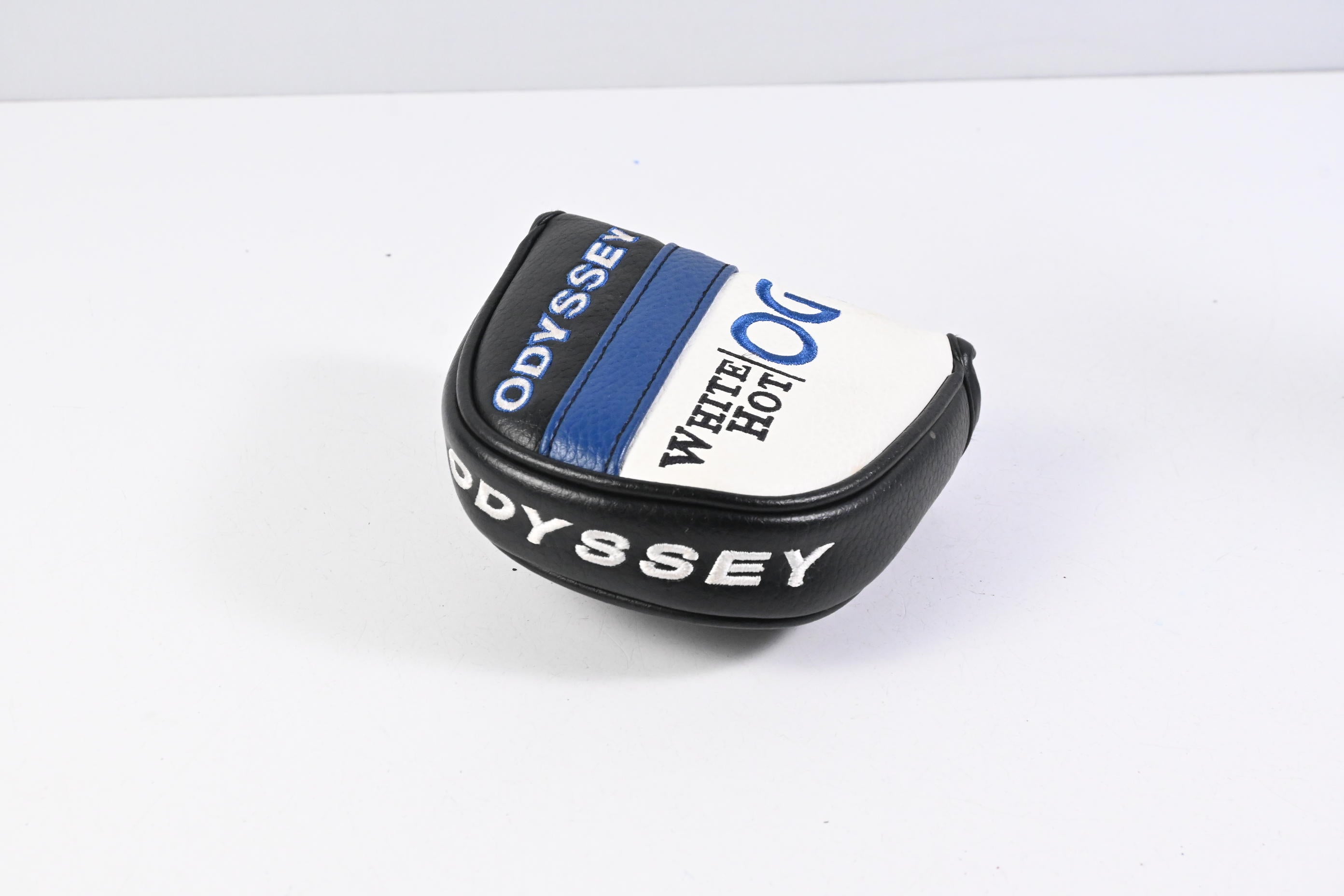 Odyssey White Hot OG 2-Ball 2021 Putter / 32 Inch