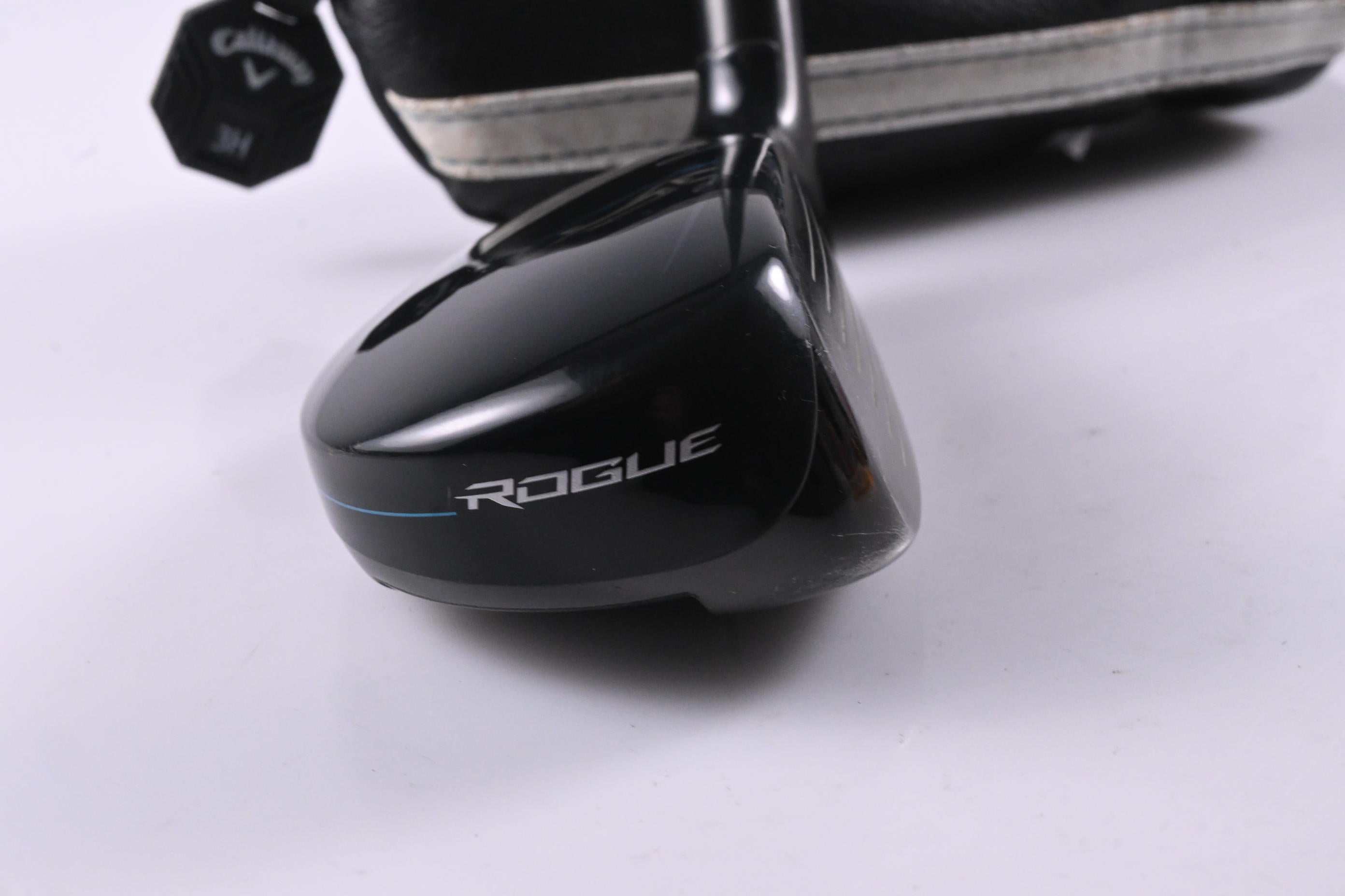 Callaway Rogue #3 Hybrid / 19 Degree / Regular Flex Aldila Synergy 60 Shaft