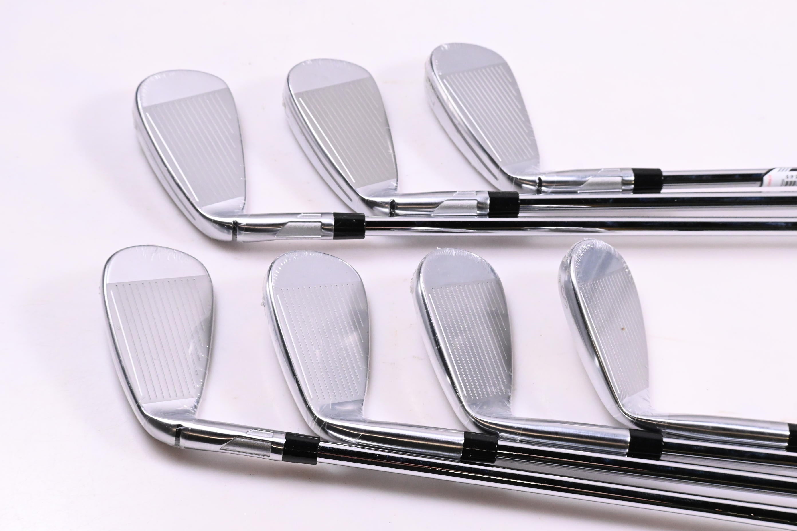 Taylormade Qi Max Irons / 5-PW+SW / Stiff Flex KBS MAX MT 85 Shafts