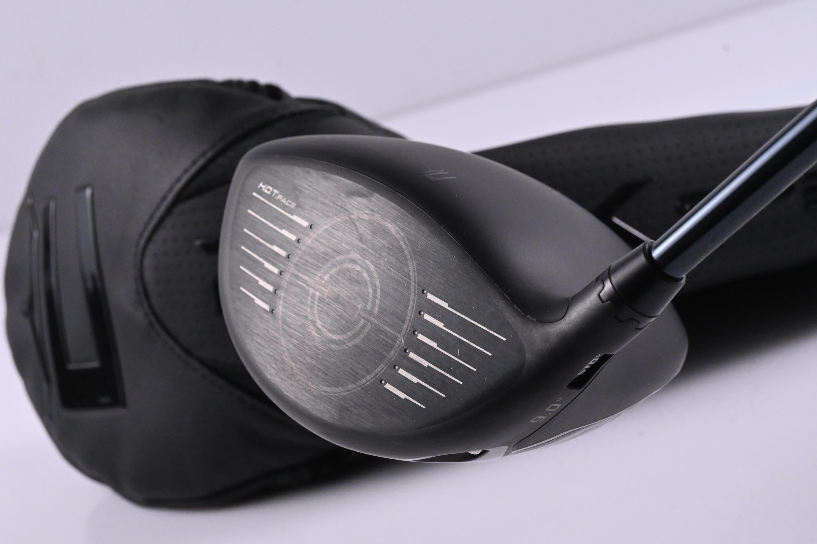 Cobra Darkspeed LS Driver / 9 Degree / X-Flex UST LinQ White 6 M40X Shaft