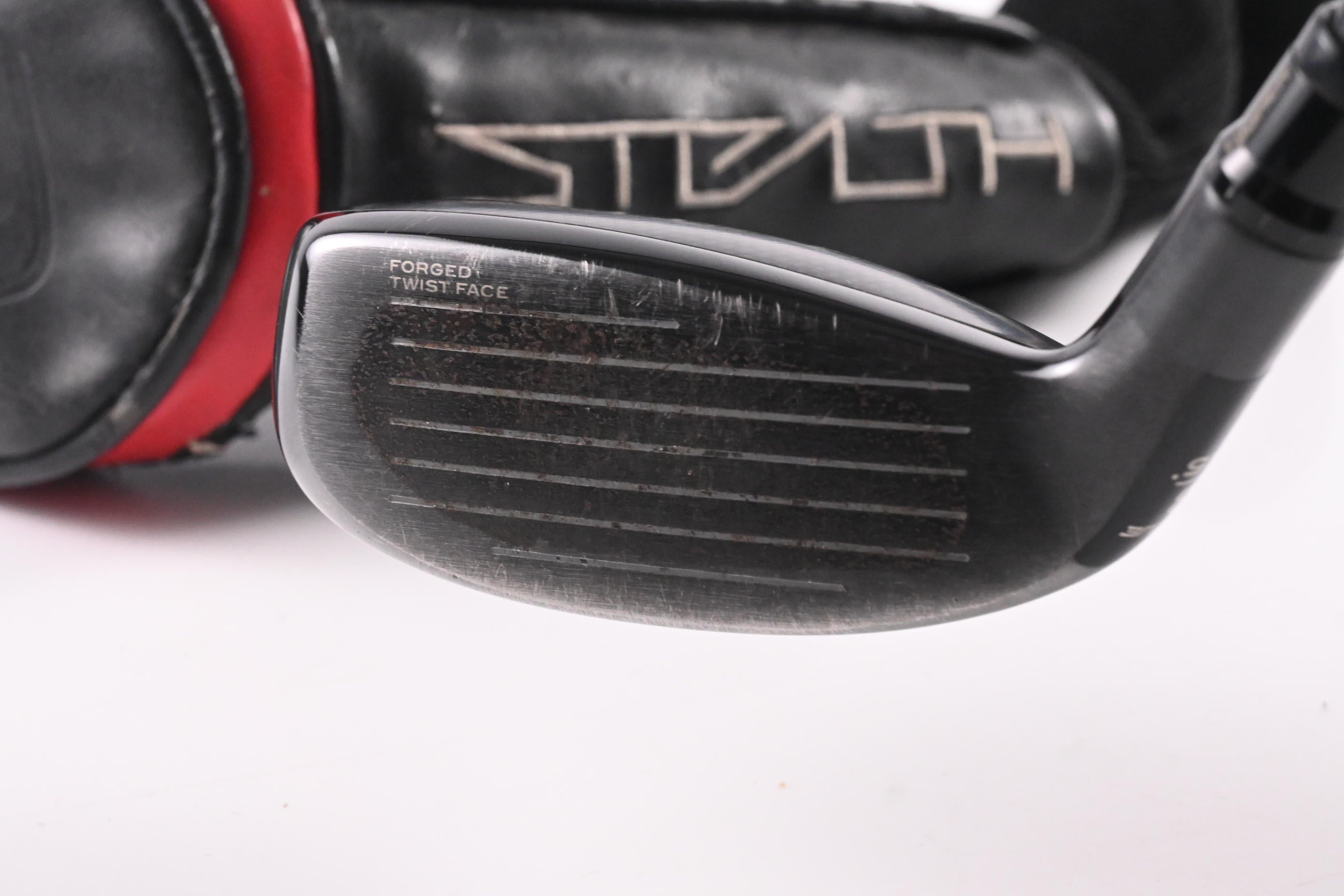 Taylormade Stealth Plus #3 Hybrid / 19.5 Degree / Stiff Flex HZRDUS Smoke Red