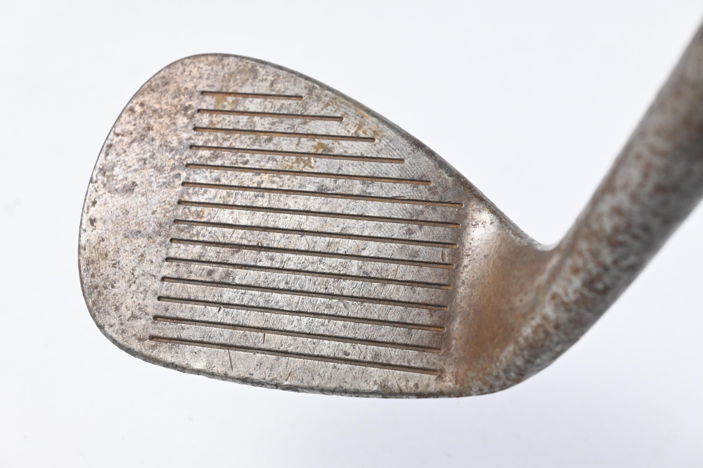 Cleveland 588 RTX 2.0 Sand Wedge / 56 Degree / Stiff Flex Dynamic Gold S400