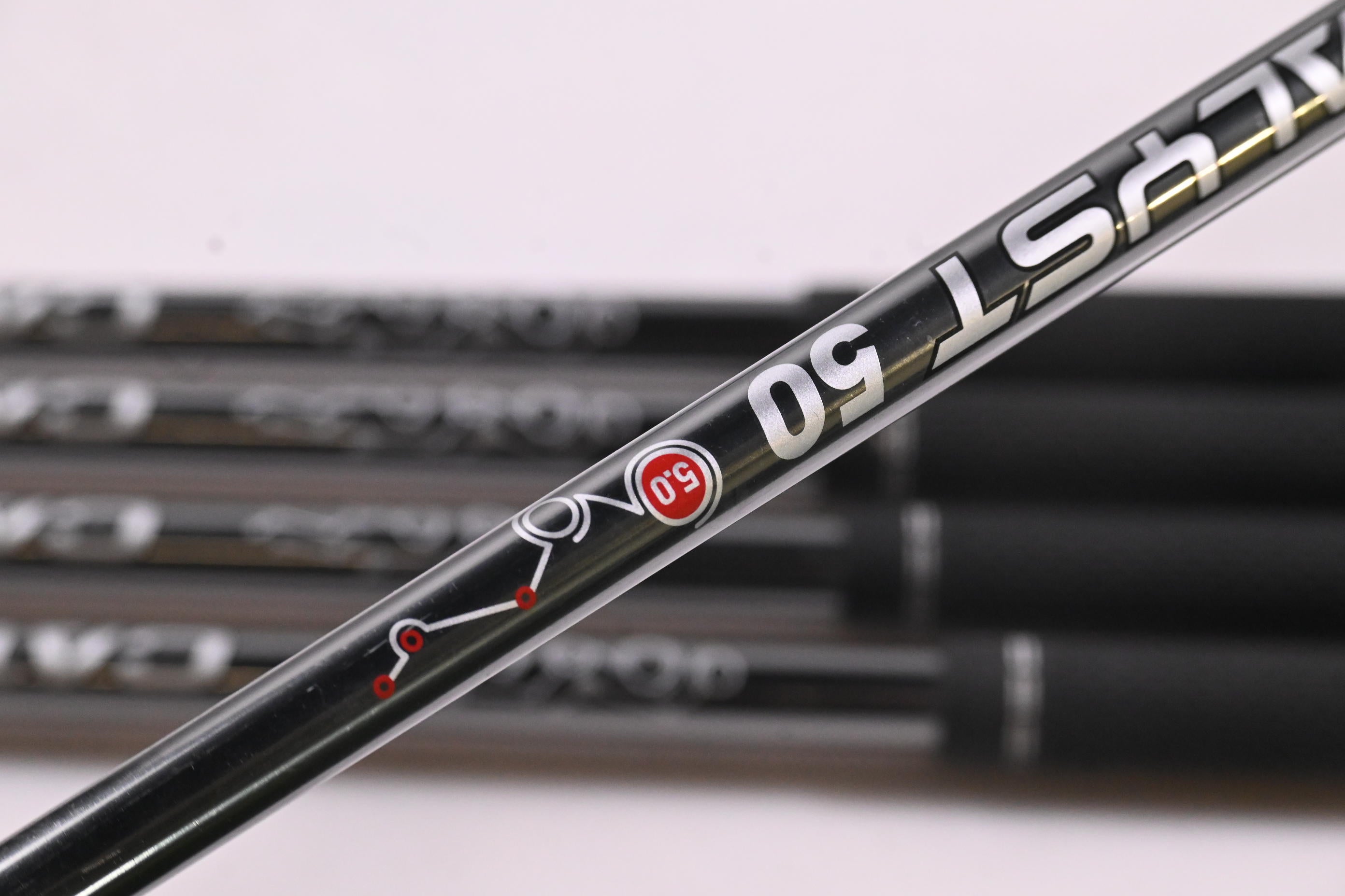 Callaway Mavrik Max Irons / 7-PW+GW / Senior Flex Catalyst 50 Shafts