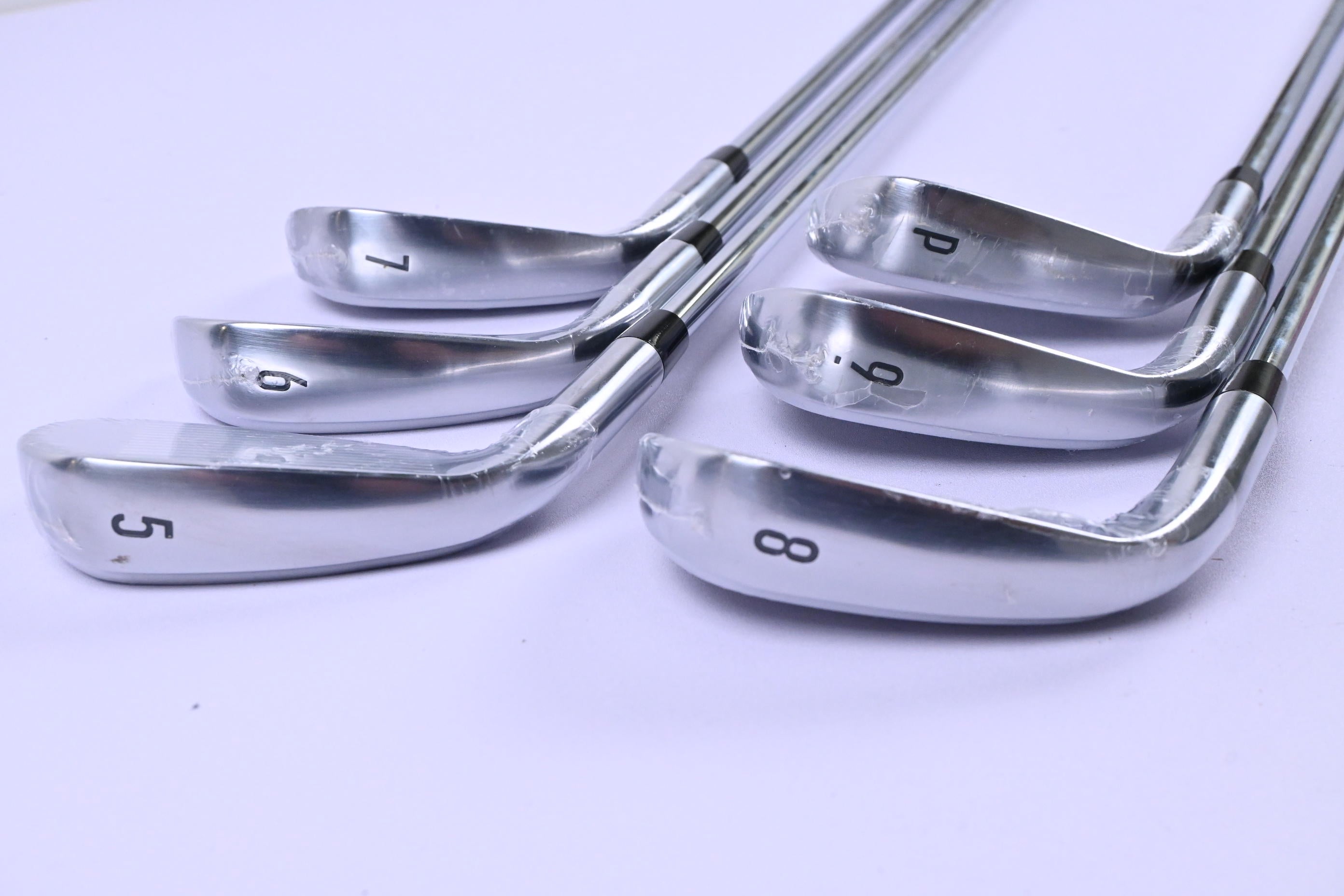 Callaway Quantum Max Irons / 5-PW / Regular Flex KBS Max 90 Shafts
