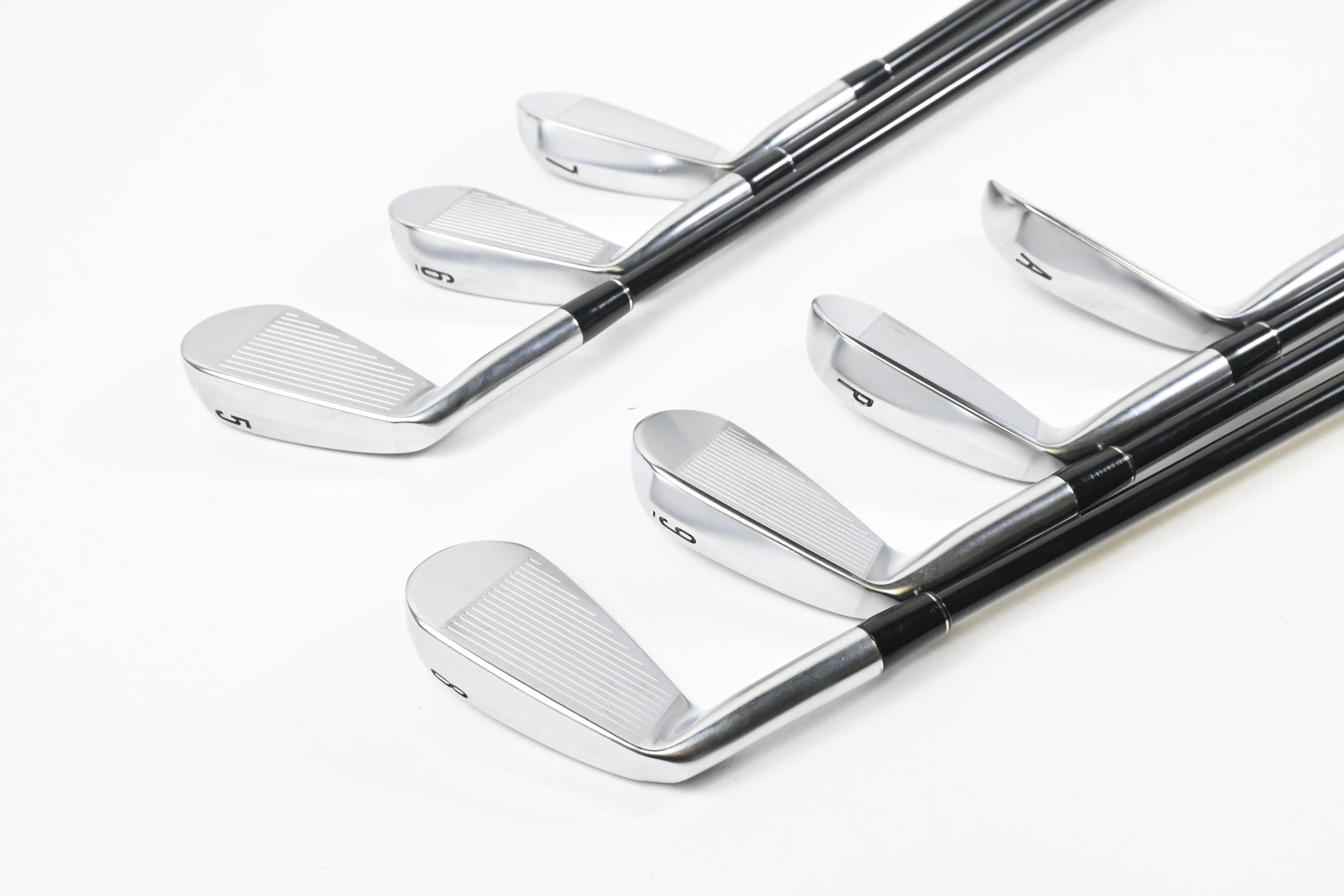Srixon ZXi5 Irons / 5-PW+GW / Regular Flex Accra iS7 Shafts