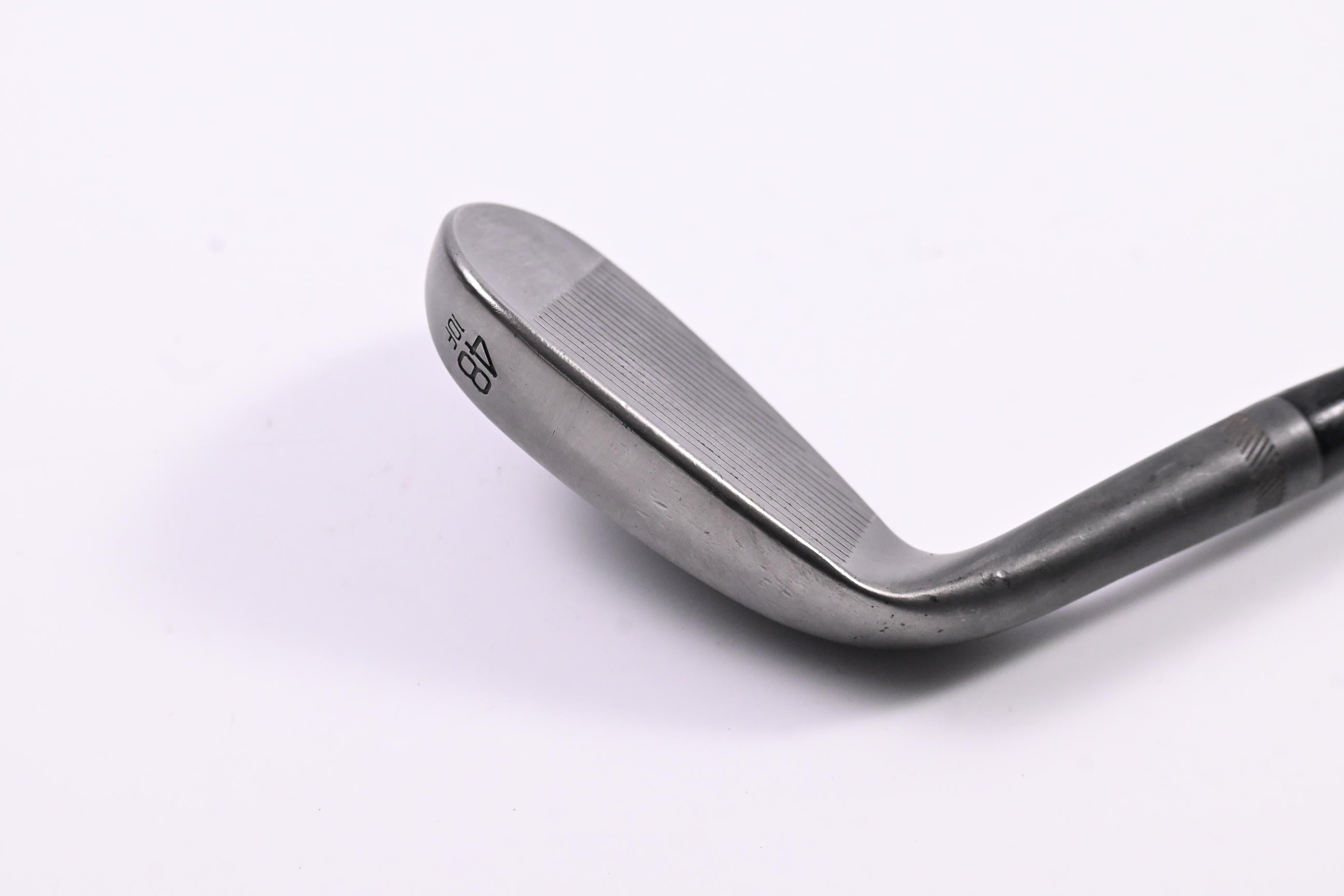 Titleist Vokey SM10 Pitching Wedge / 48 Degree / Wedge Flex Dynamic Gold Shaft