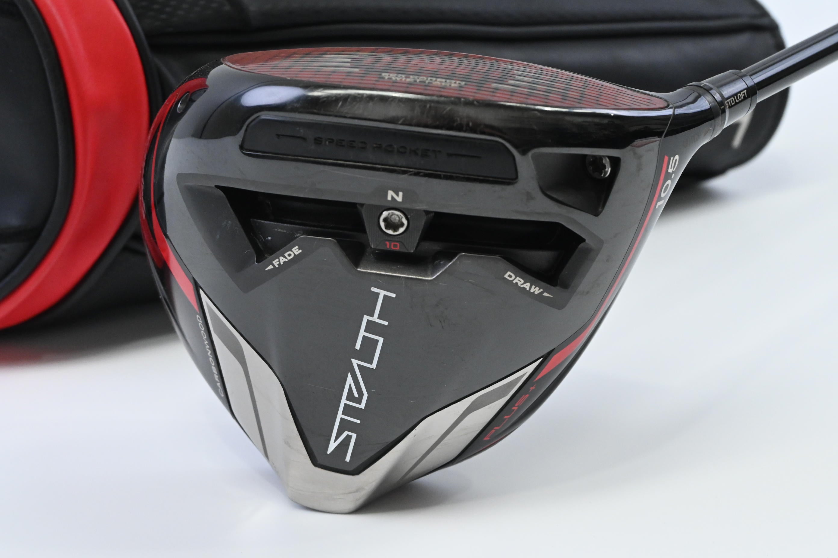 Taylormade Stealth Plus Driver / 10.5 / Stiff Flex HZRDUS RDX Smoke Red 60