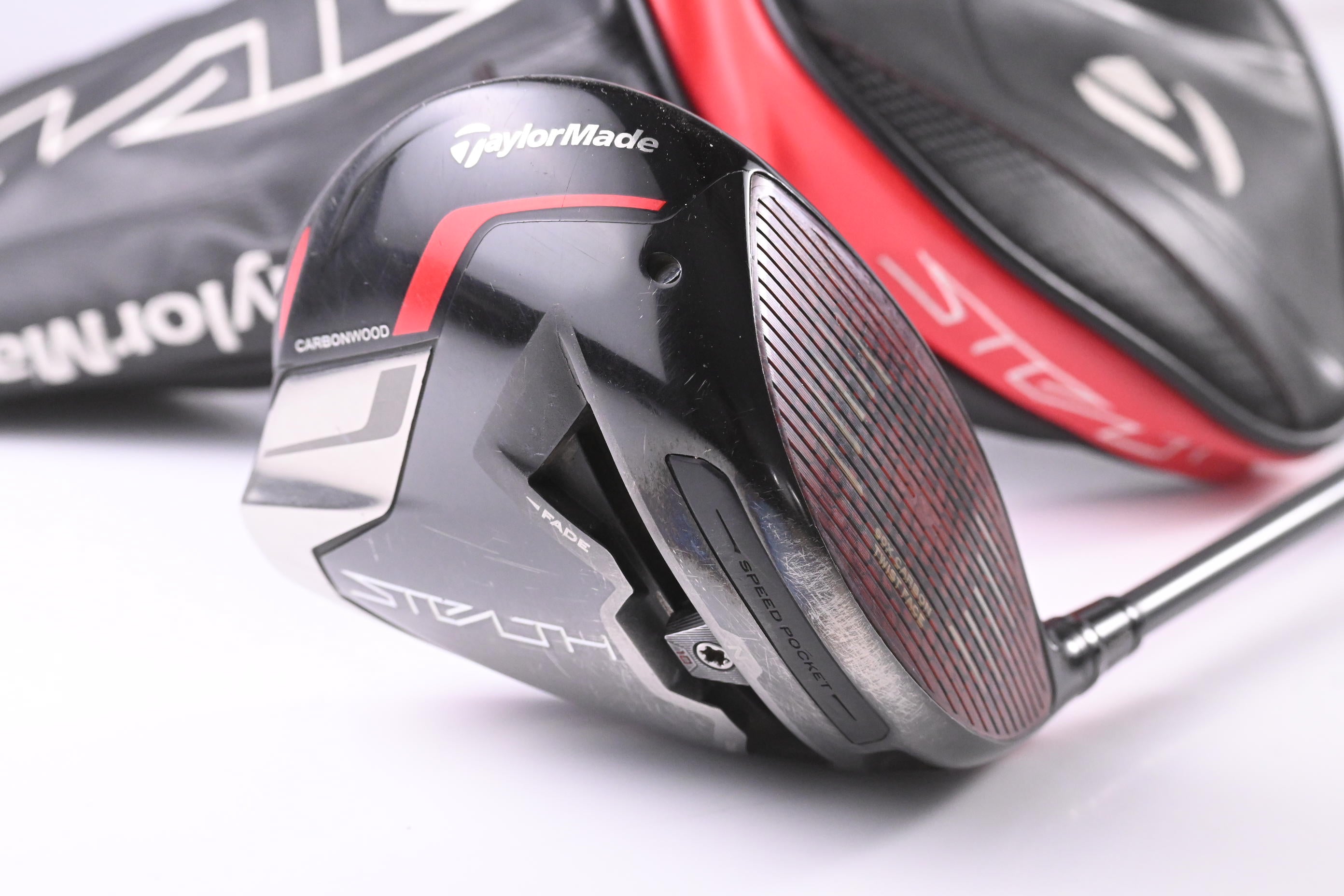 Taylormade Stealth Plus Driver / 10.5 Degree / X-Flex HZRDUS Smoke Black 70