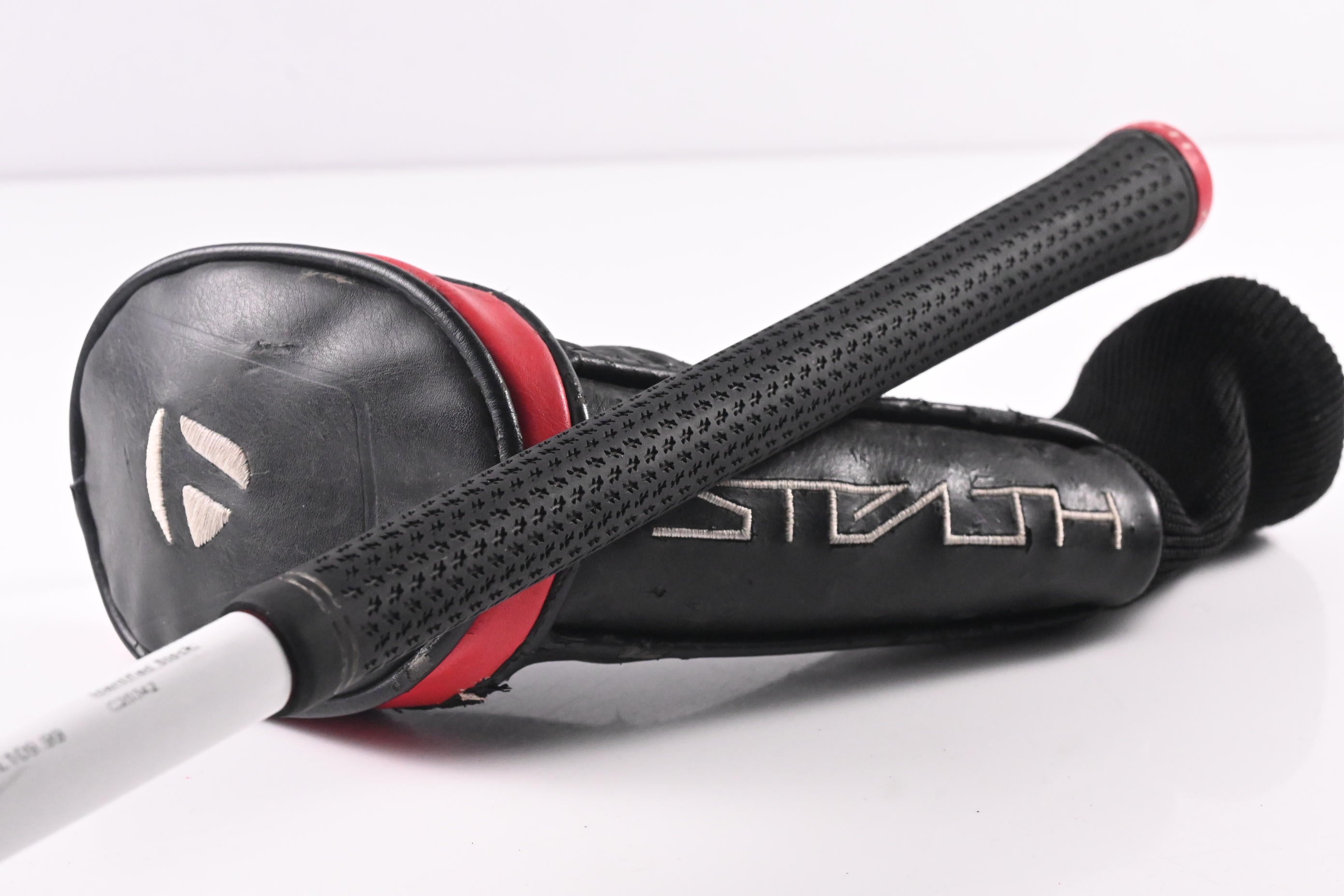 Taylormade Stealth Plus #3 Hybrid / 19.5 Degree / Stiff Flex HZRDUS Smoke Red
