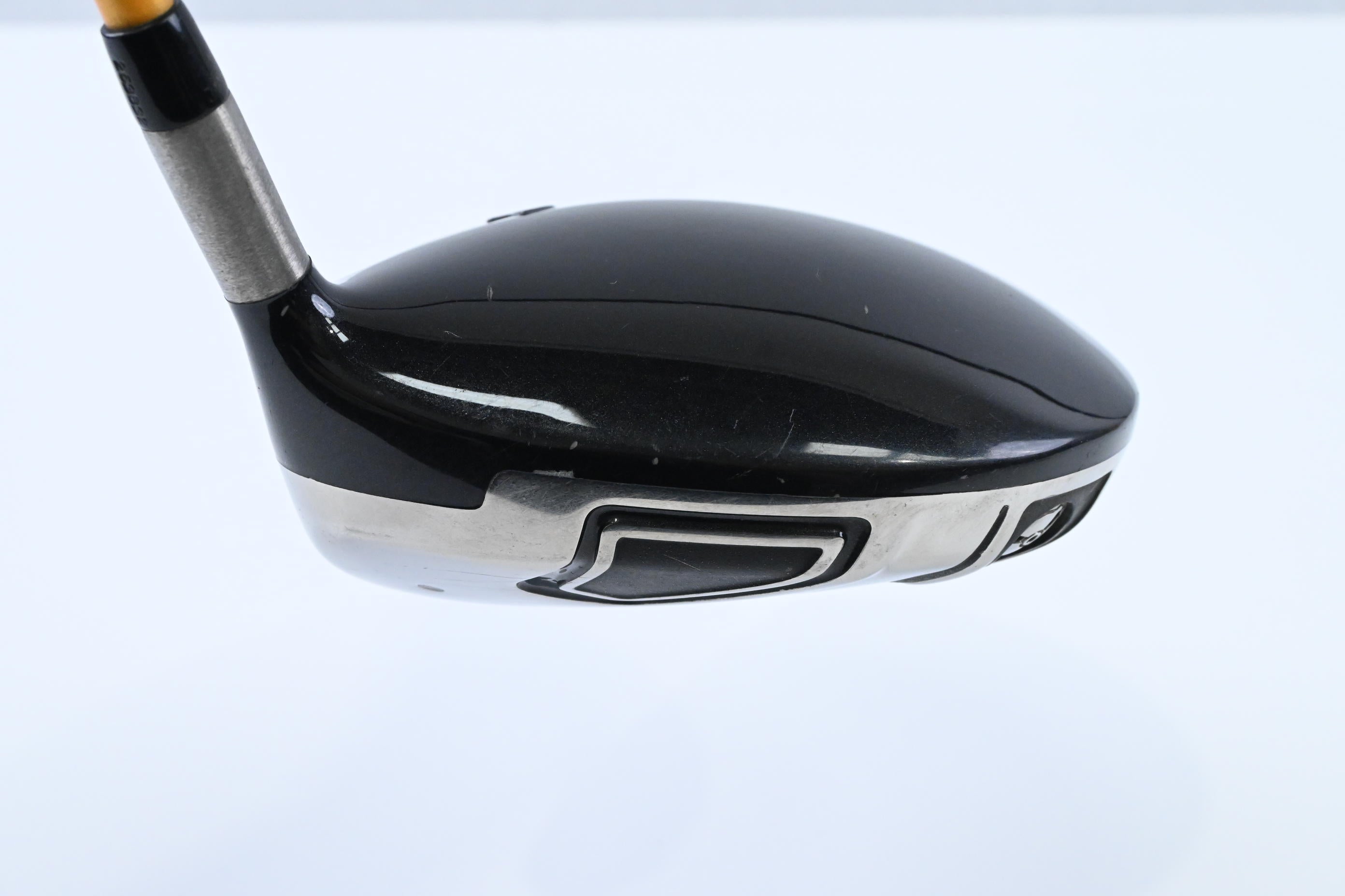 Titleist 909 D3 Driver / 9.5 Degree / Stiff Flex UST ProForce V2 76 Shaft