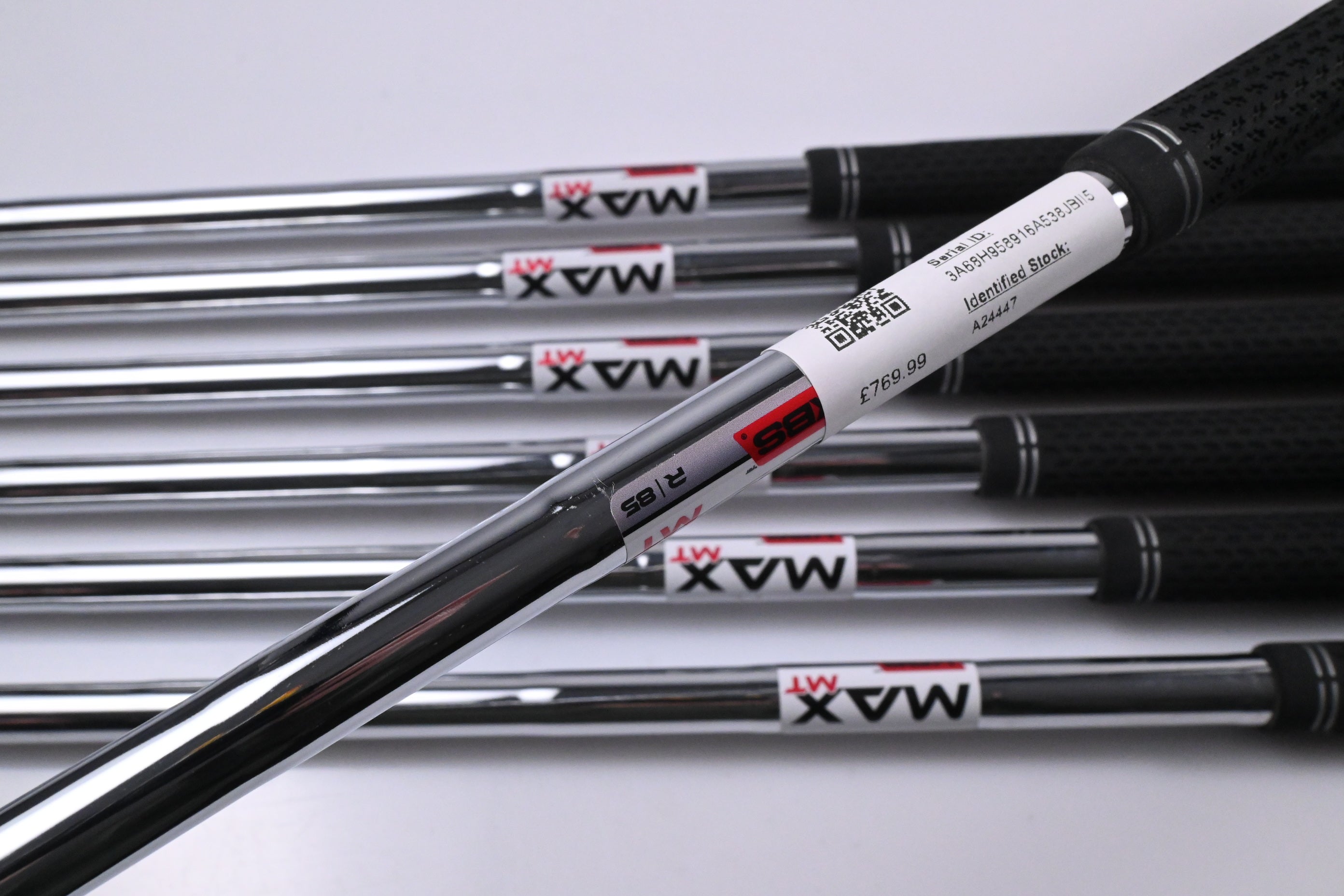 Taylormade Qi Irons / 5-PW+SW / Regular Flex KBS Max MT 85 Shafts