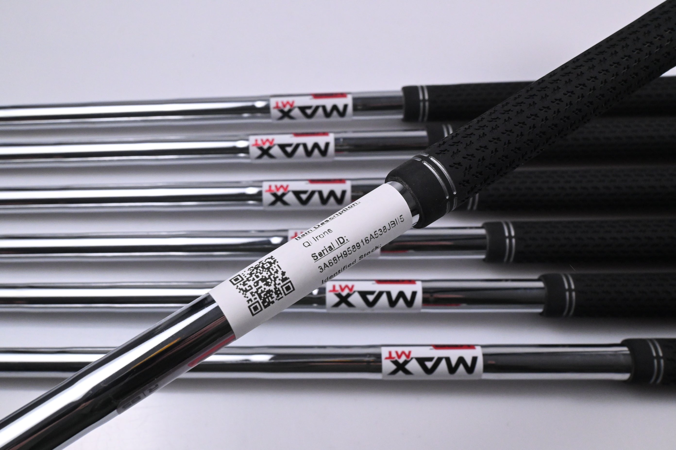 Taylormade Qi Irons / 5-PW+SW / Regular Flex KBS Max MT 85 Shafts