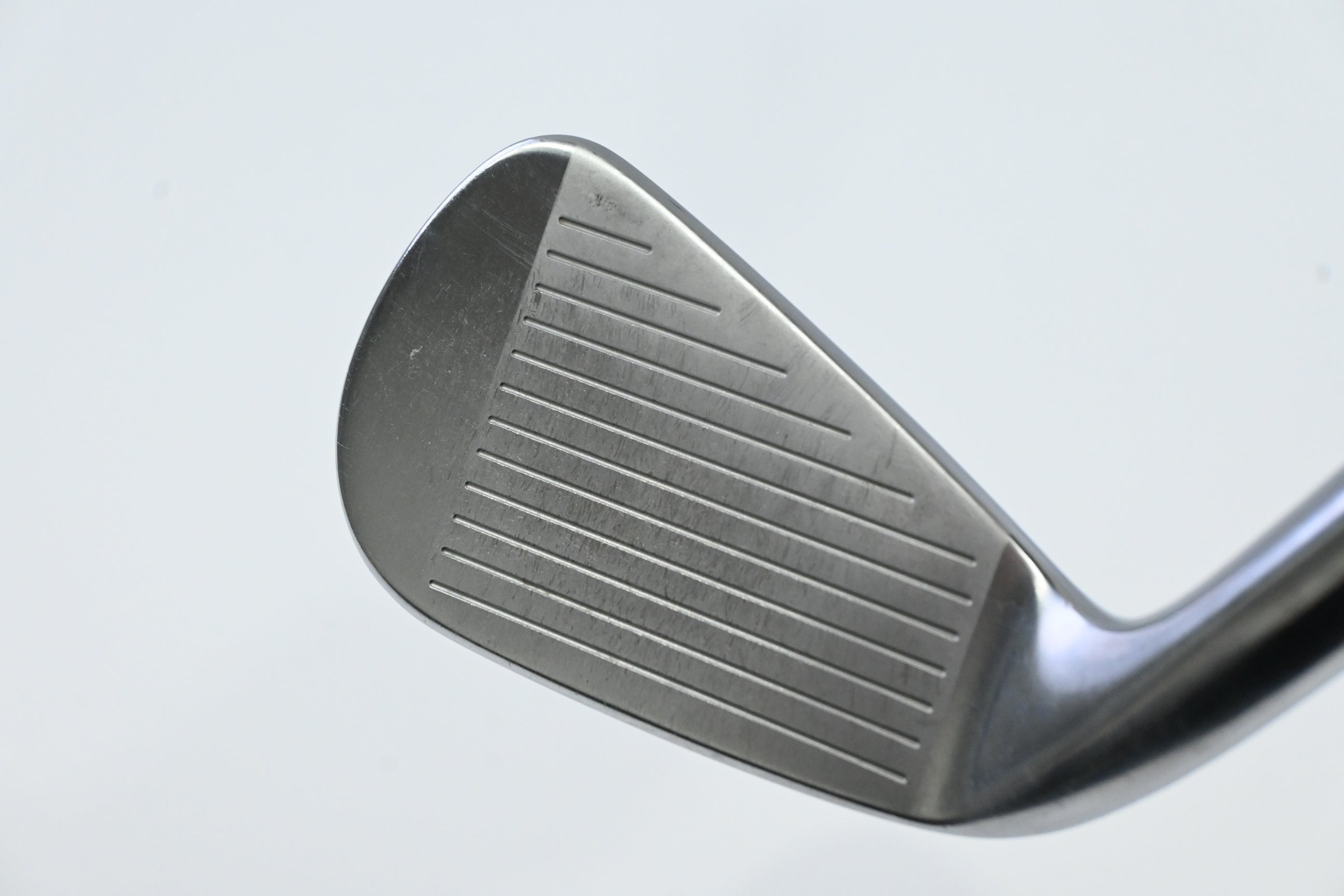 Titleist 716 T-MB #4 Iron / 24 Degree / Stiff Flex NS Pro Modus3 Shaft