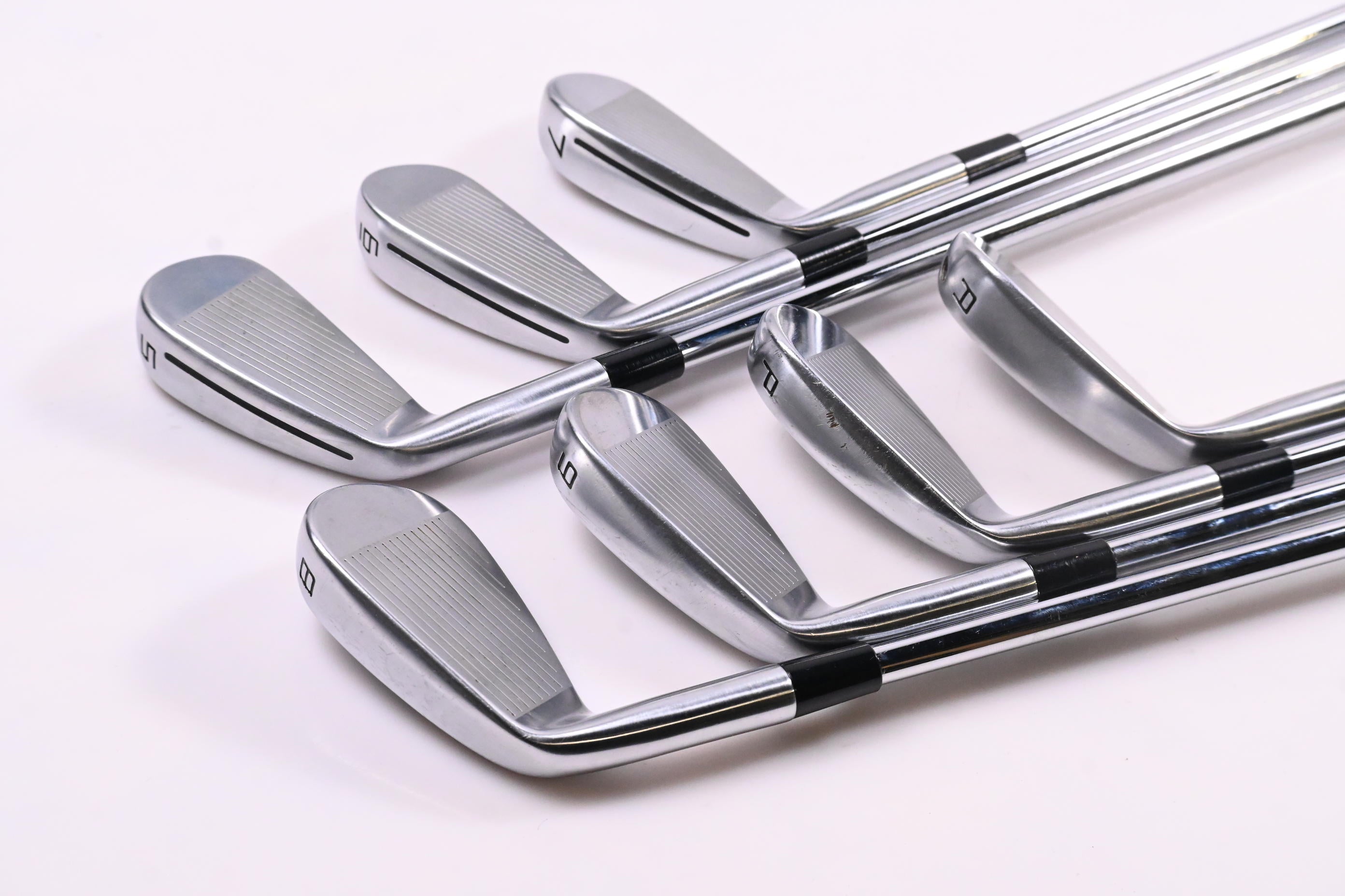 Taylormade P790 2025 Irons / 5-PW+GW / Regular Flex NS Pro Modus 3 Tour 105