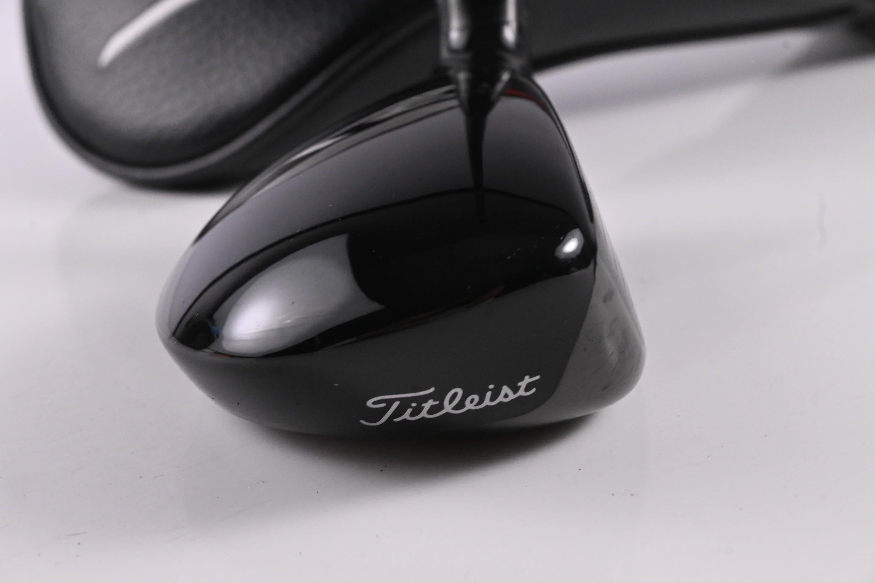 Titleist GT2 #3 Hybrid / 18 Degree / Stiff Flex Hzrdus Gen5 Black 80 Shaft